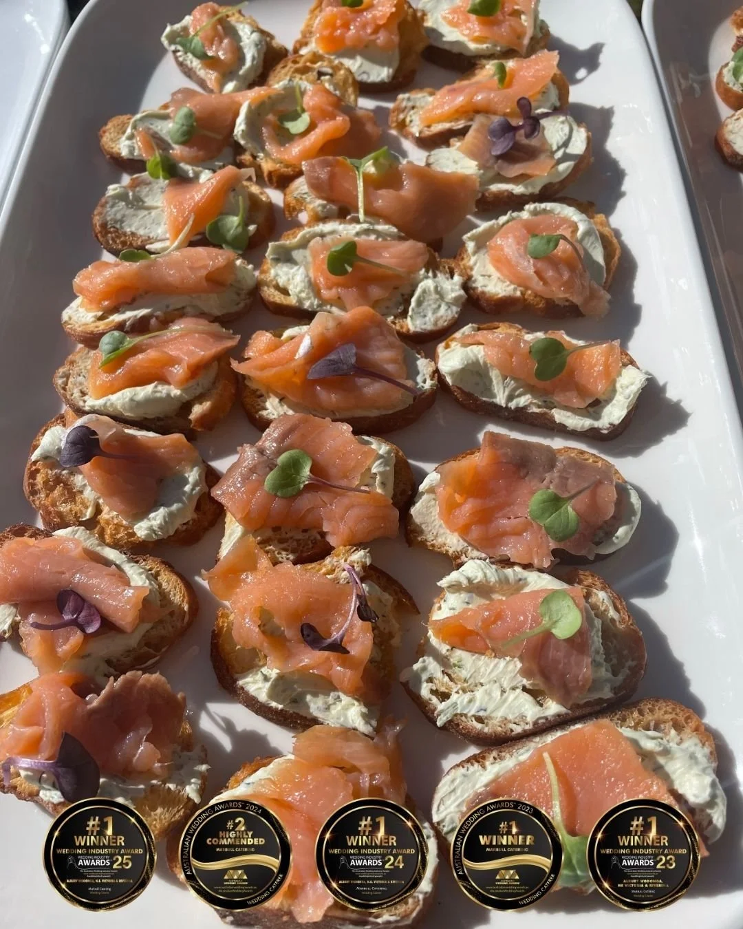 Canap&eacute; Option // Smoked Salmon on Croute | Dill Cream Cheese 

We have cold canap&eacute; options avaialbel for your cocktail hour. Check them out on our website.
www.marbullcatering.com