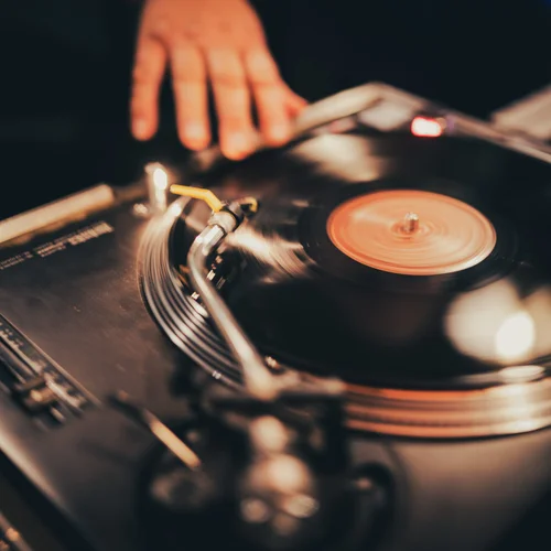 Vinyl DJ Sessions