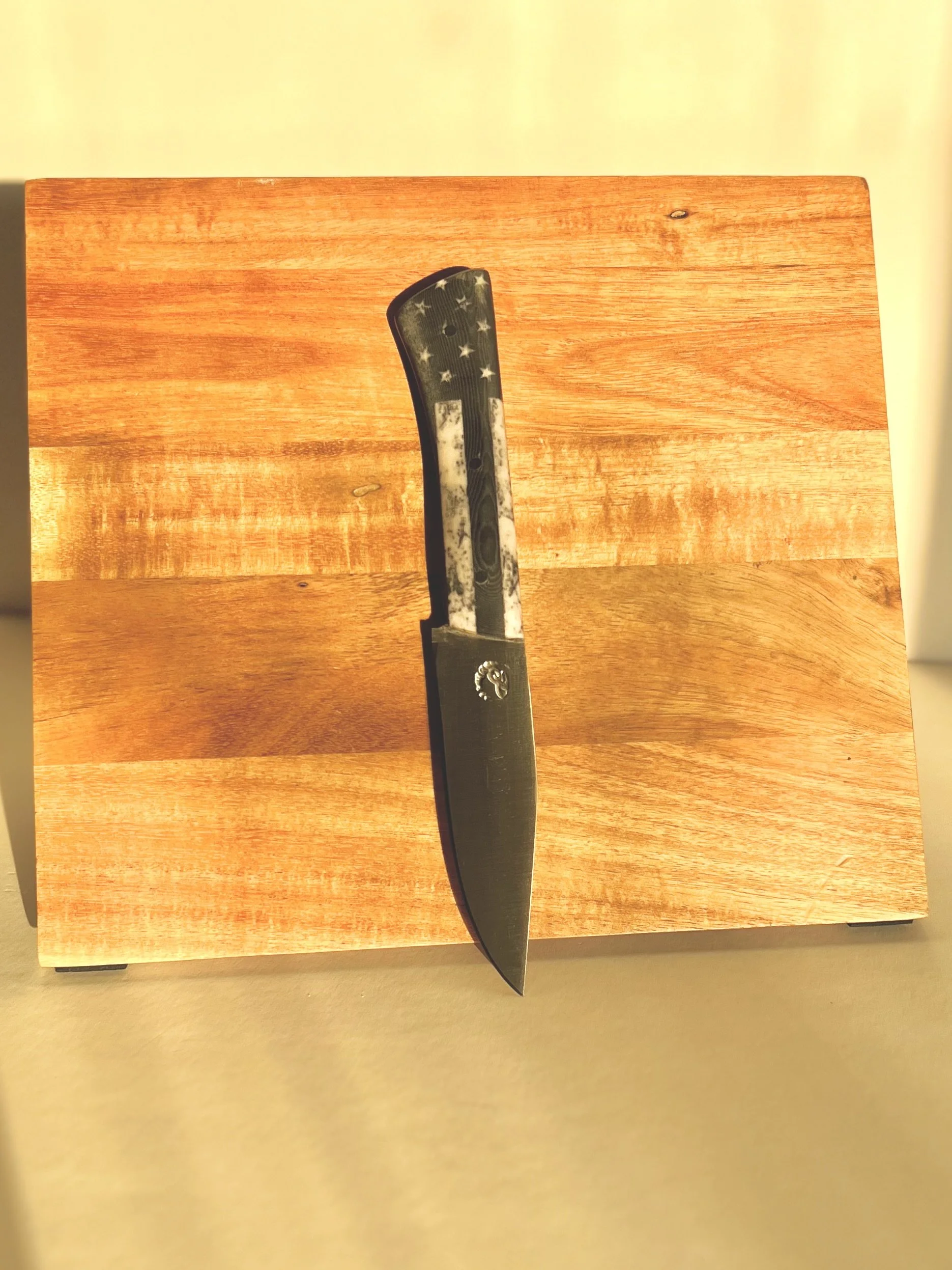 The American (black and white)