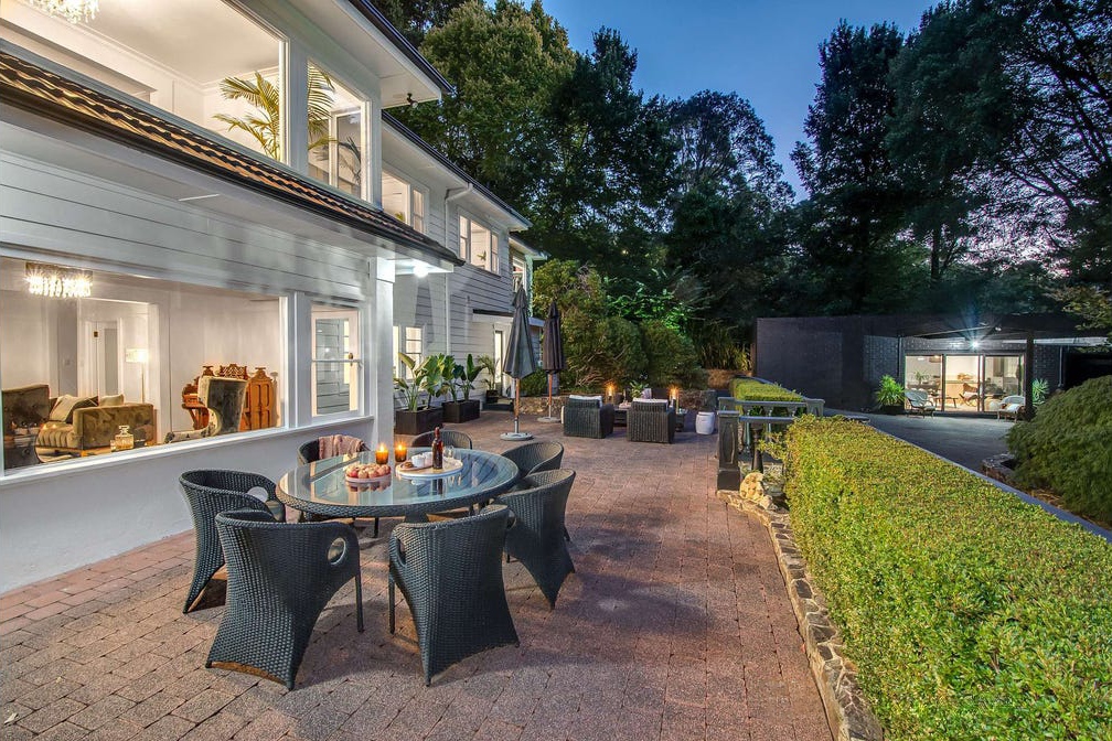 Histroric Manor 2 - edit.png