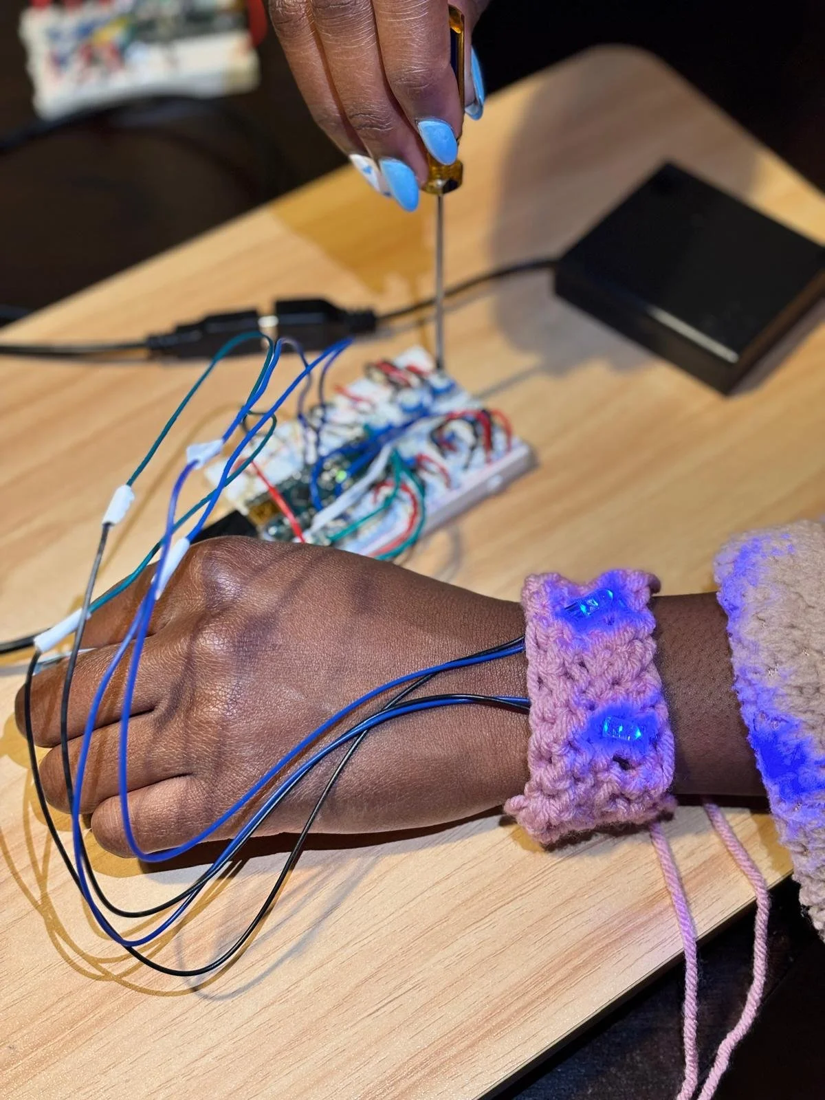 A participant with an attention object.jpeg