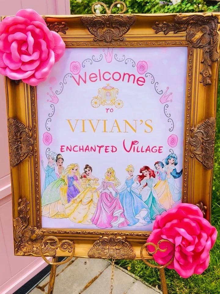 A story as timeless as tale itself 🌹

Vivian asked for a princess party. We brought her an entire kingdom 👑 🏰 

@sweetdreamzslumberparty set up the dreamiest slumber party set up for the princesses to lounge.
@flowsnapphotobooth the most beautiful