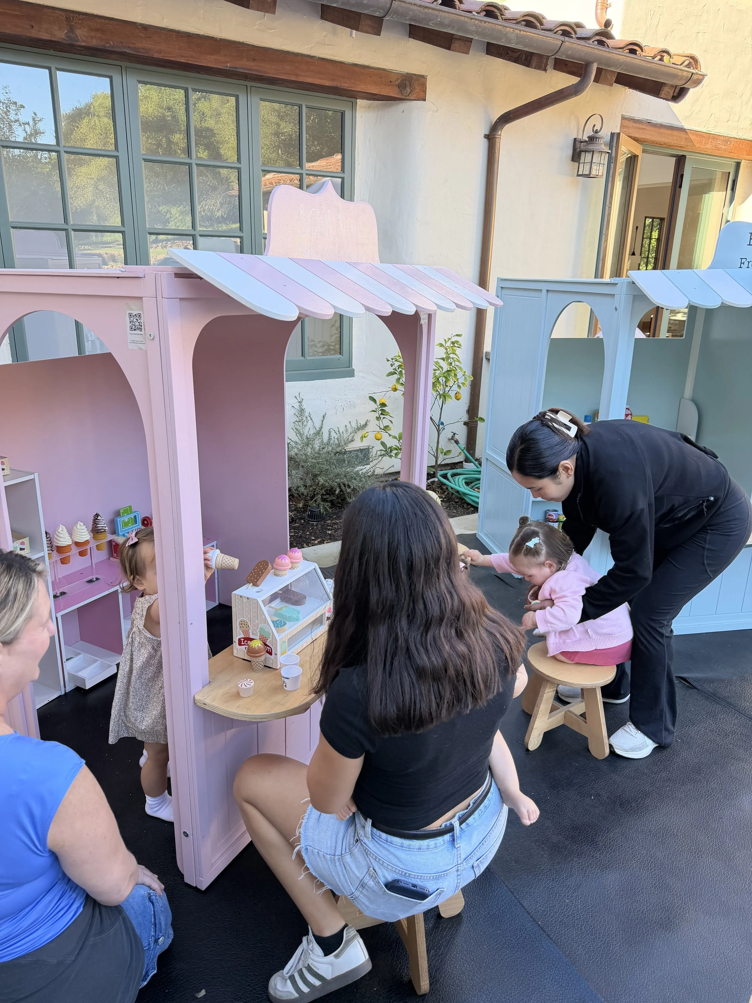 Children immersed in pretend play