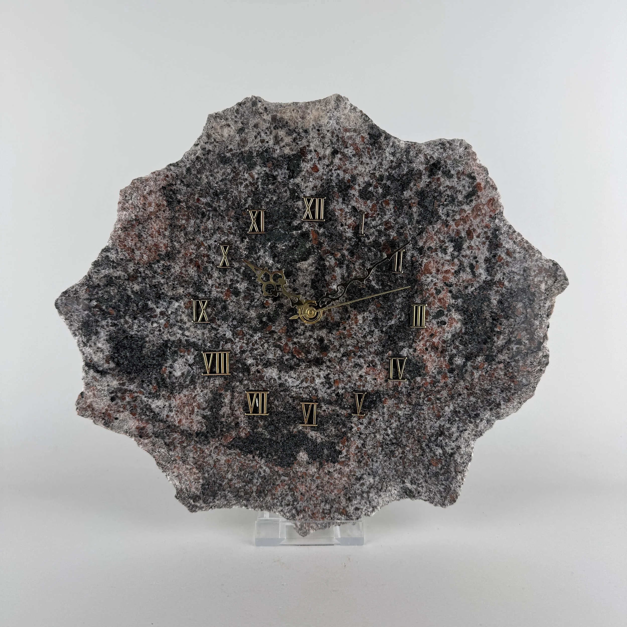 Uhr aus Granit | Größe: M | Ziffern: Rom