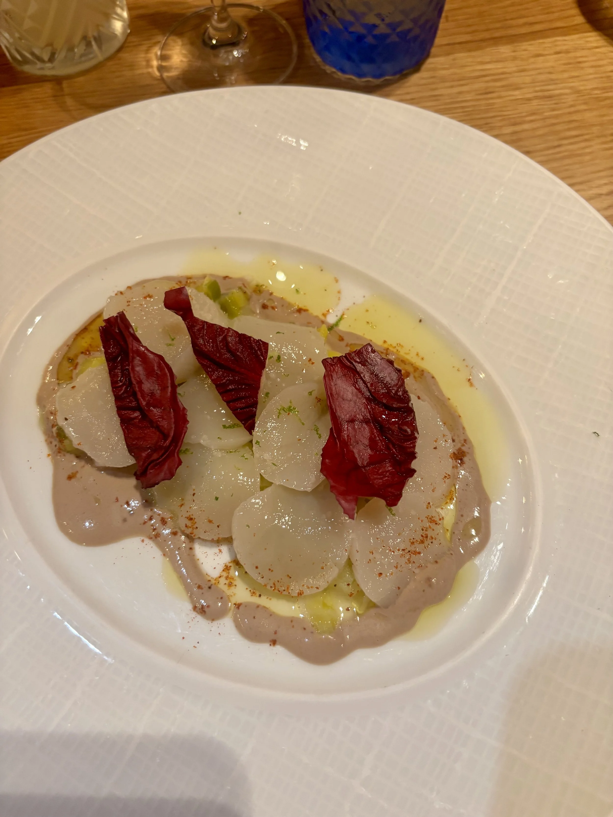 scallop carpaccio at Comme chez maman in Paris