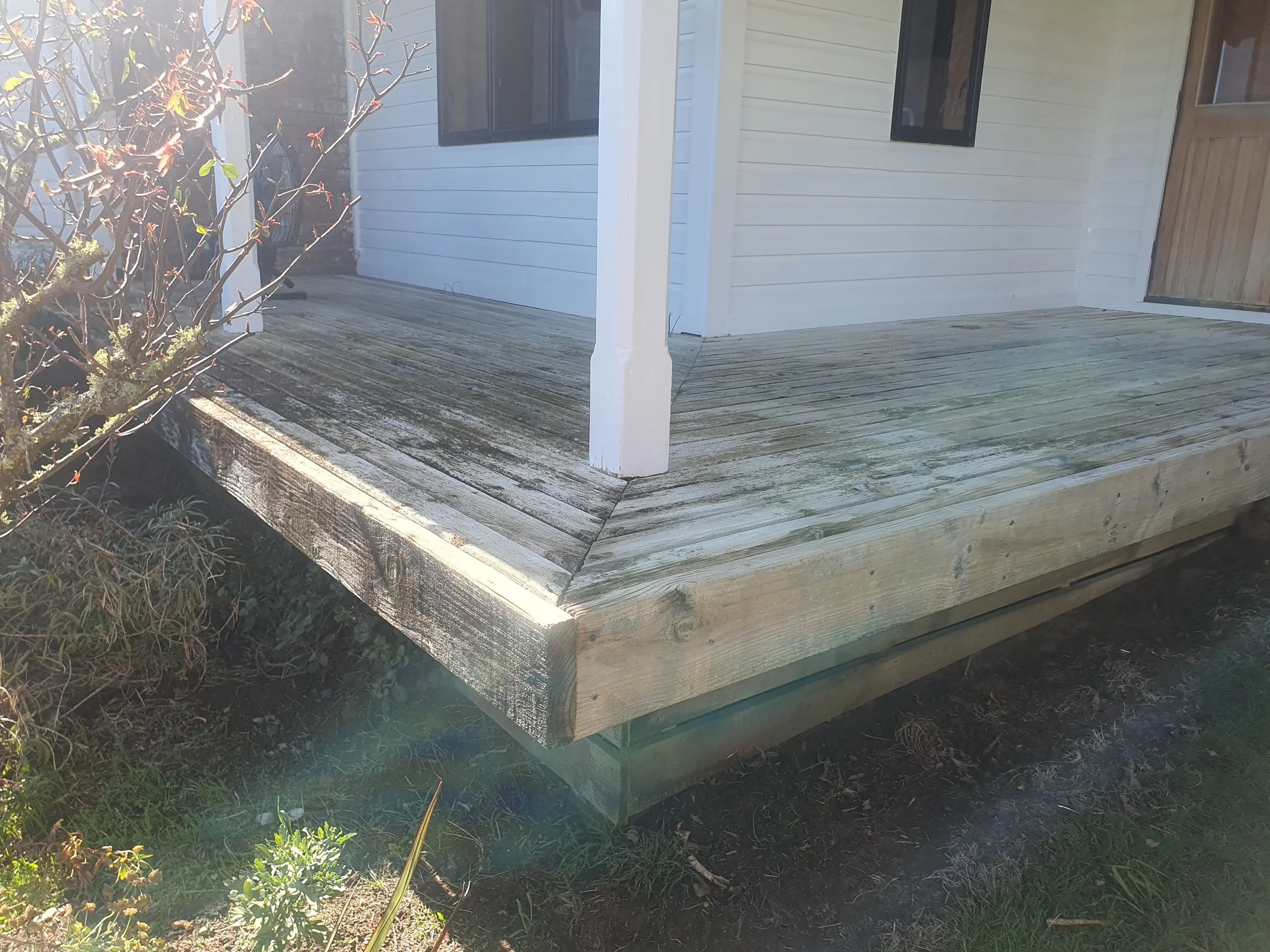 Deck A Before.jpg