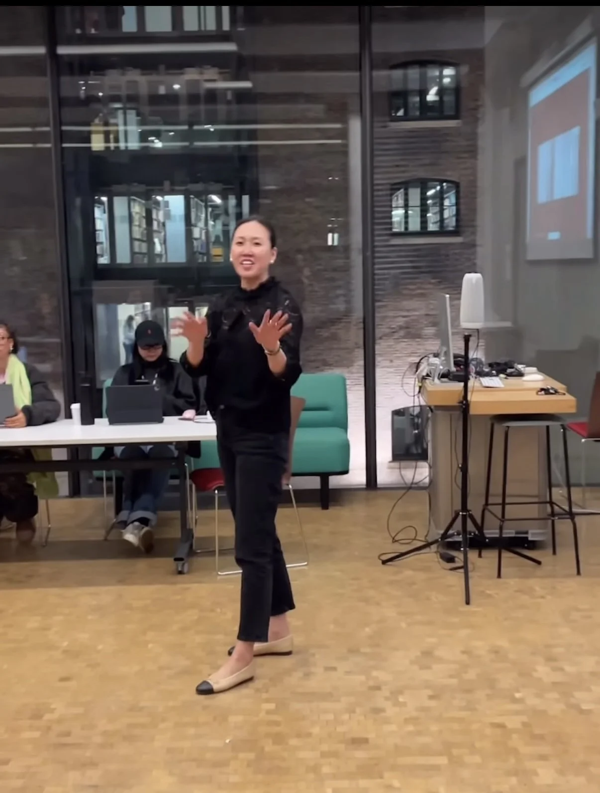 Dr Harah Chon.jpg