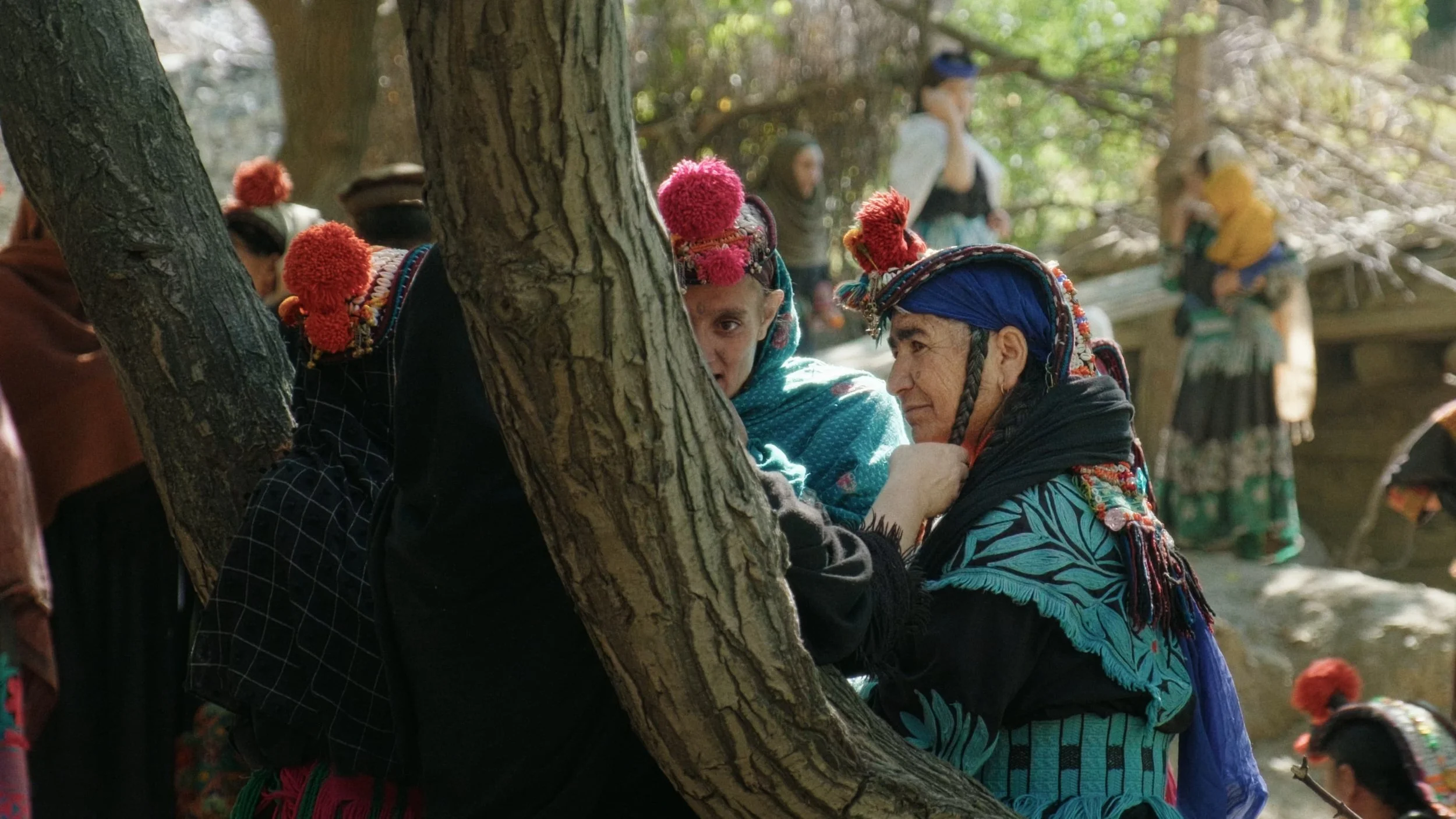 Group of kalash women talking 