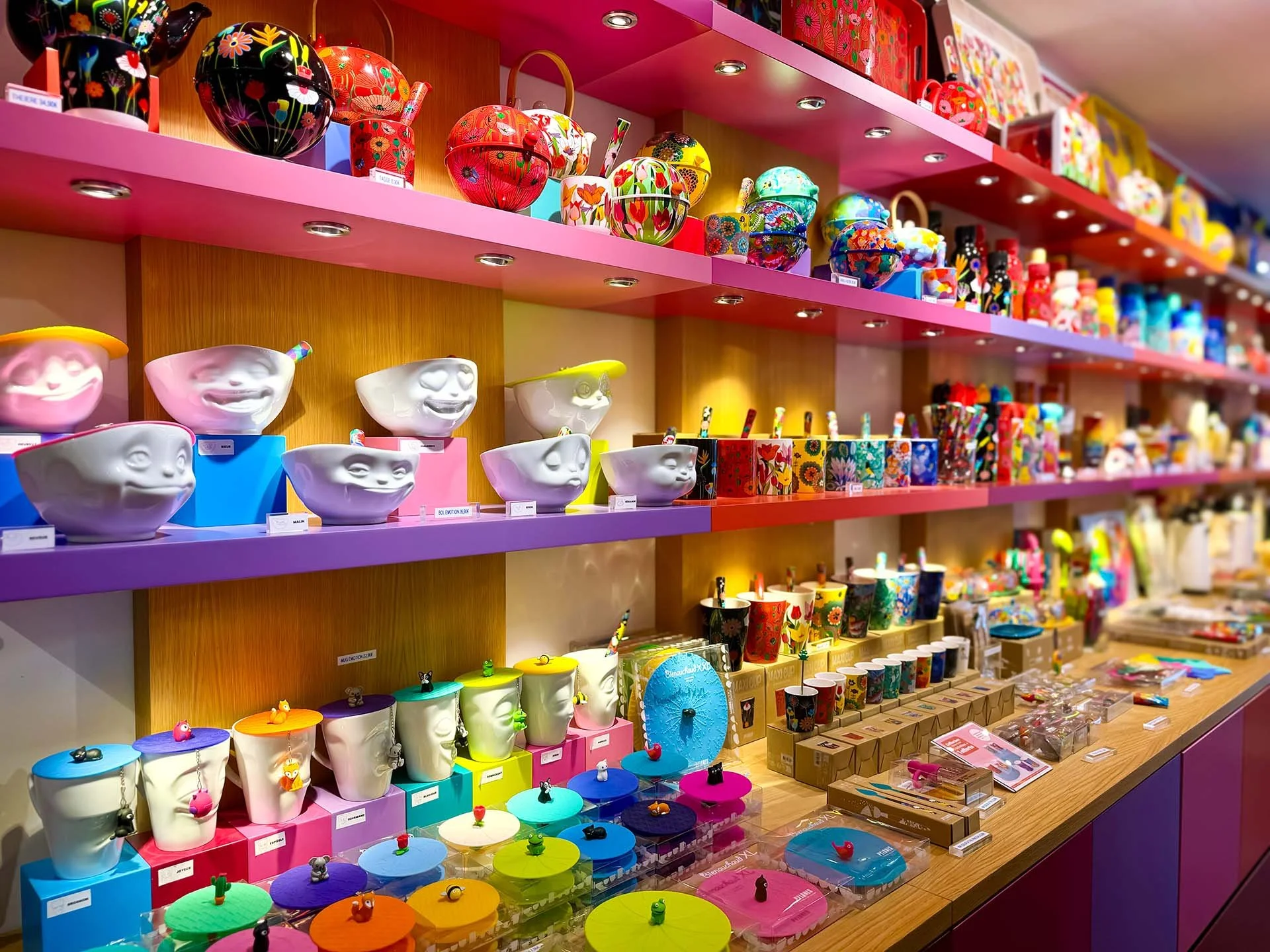 aix-en-provence-pottery-shop.jpg