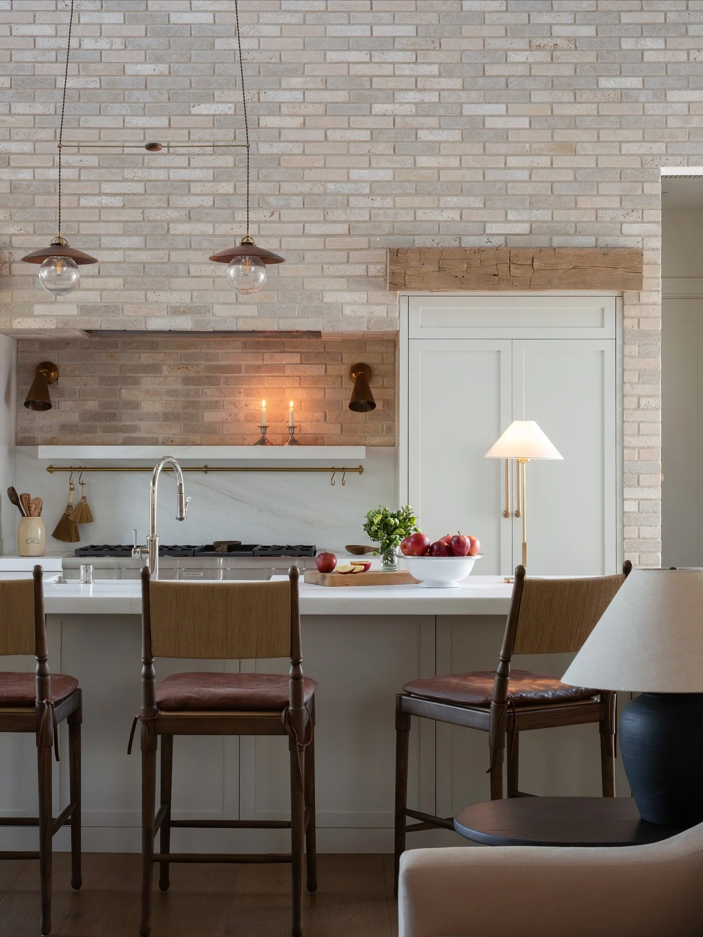 The heartbeat of the home! Bask in the love of this gorgeous configuration of kitchen, nook and butlers pantry. Flowing seamlessly together to make everyday living effortless, from the materials, lighting, and the carefully appointed equipment, to th