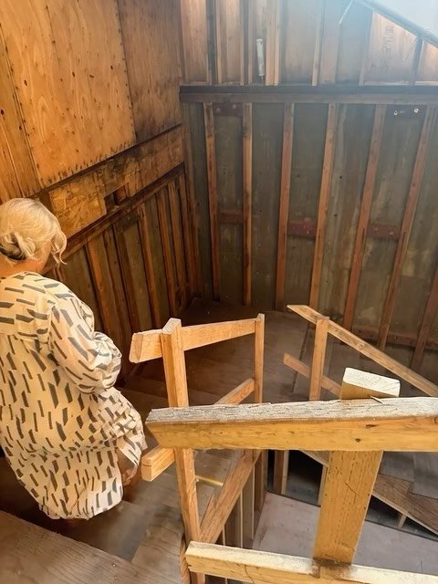 All is shaping up quite nicely in Brentwood. Believe it or not we love the drive, it is often our most productive and uninterrupted meeting of the week! 
⠀⠀⠀⠀⠀⠀⠀⠀⠀
Interior Design Studio, Brentwood California, Luxury Interior Design, Design Process, 