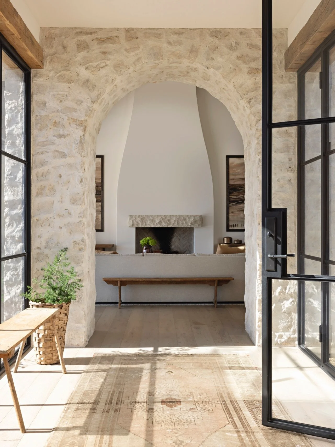 Sometimes choosing fewer pieces and allowing each to breathe makes a space feel the most considered.
⠀⠀⠀⠀⠀⠀⠀⠀⠀
Photography by @karynmillet 
⠀⠀⠀⠀⠀⠀⠀⠀⠀
Interior Design, Solana Beach Interiors, California Interior Design, Bedroom Styling, Thoughtful Des