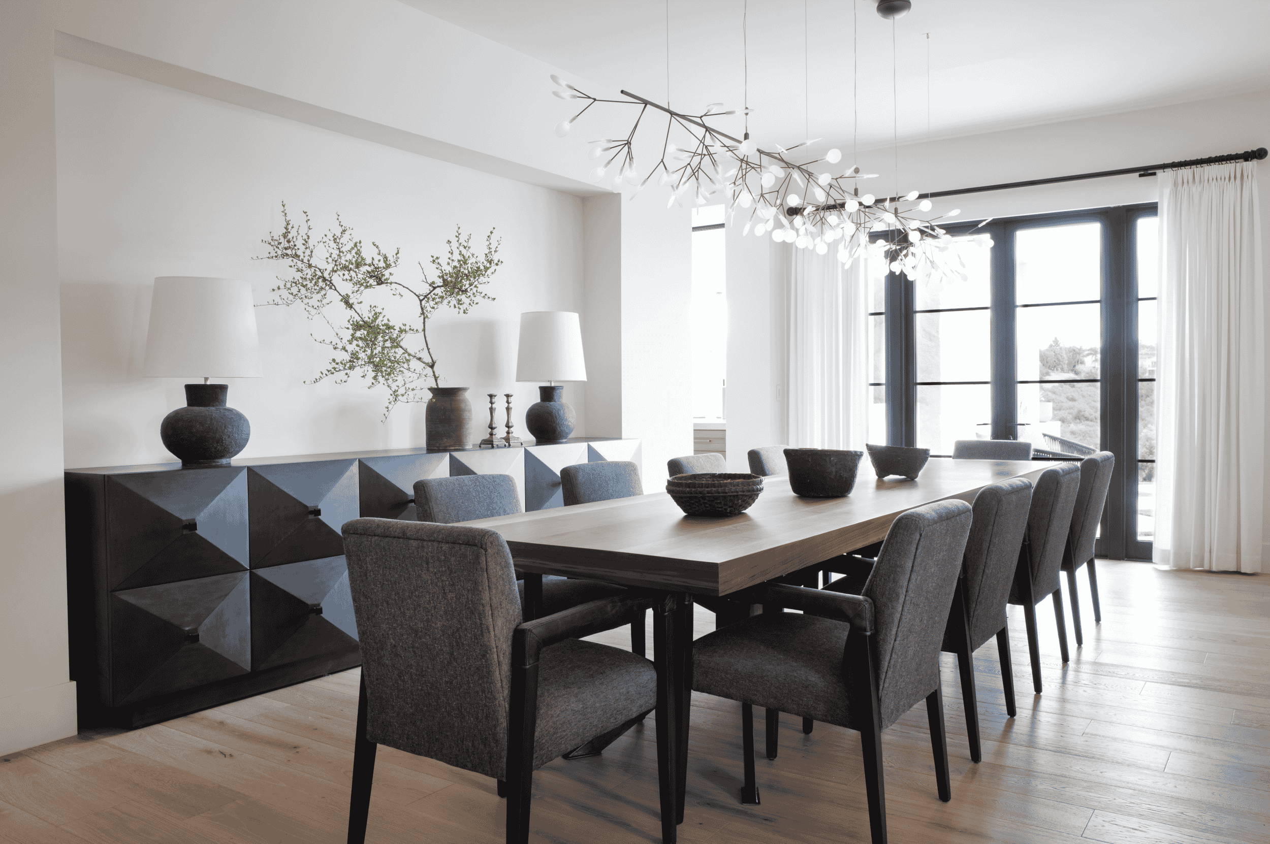 Intimate-Living-Interiors-luxury-interior-design-studio-california.png