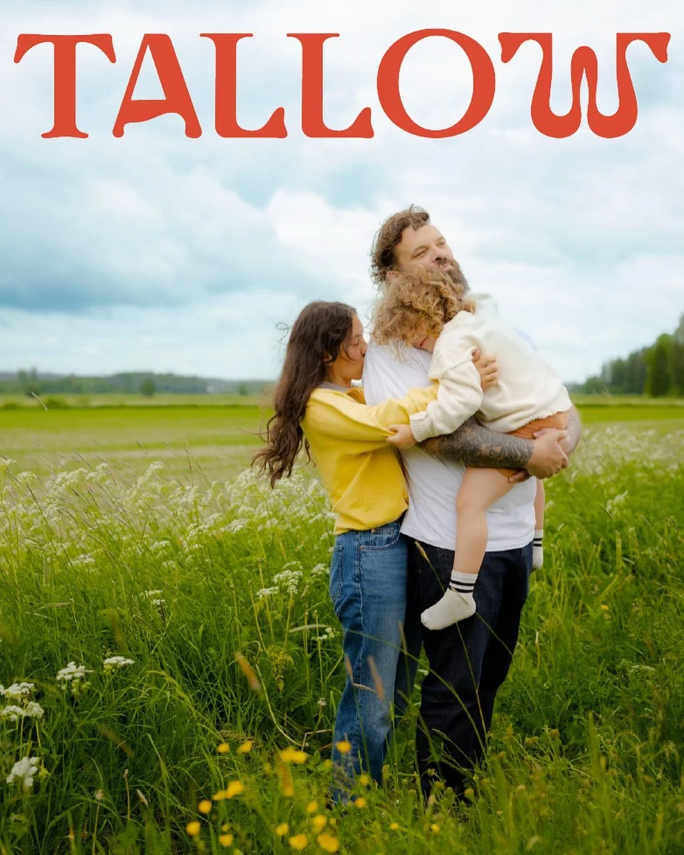 Tallow ihovoiteemme tarina alkoi tuskastuttavasta taistelusta poikamme iho-ongelmien kanssa. Lapsemme k&auml;rsi atooppisen ihottuman oireista. Ihon kutina, kuivuus, karheus, punoitus ja rikkoumat olivat niin voimakkaita ja ajoittain kivuliaita, ett&