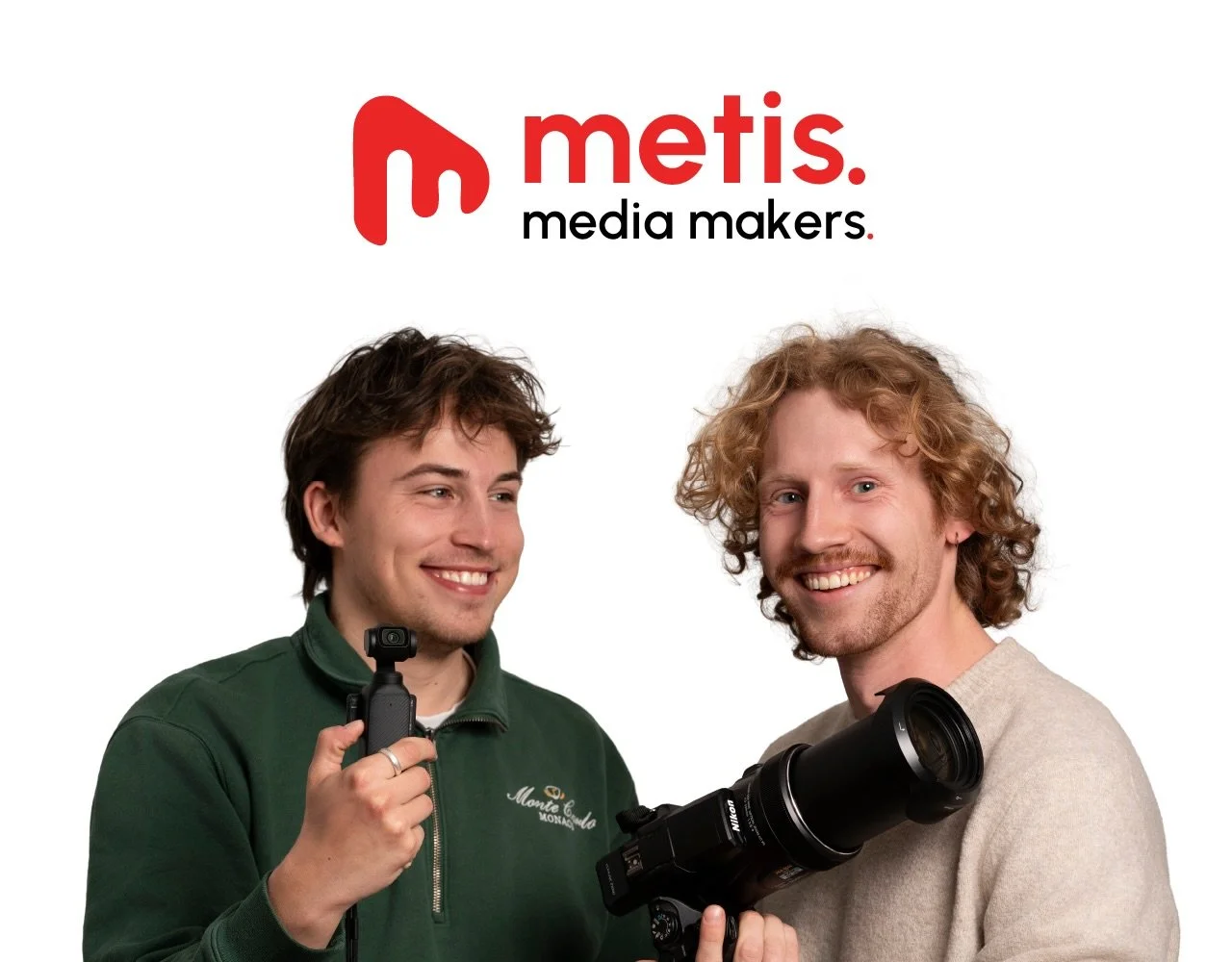 Jij organiseert het. Wij leggen het vast. 📸🎬

Wij zijn Bart en Daan. Twee vrienden die elkaar vonden in een gedeelde passie voor fotografie, wat voor ons allebei uiteindelijk uitgroeide tot professioneel werk in de creatieve branche. Na jaren vrien