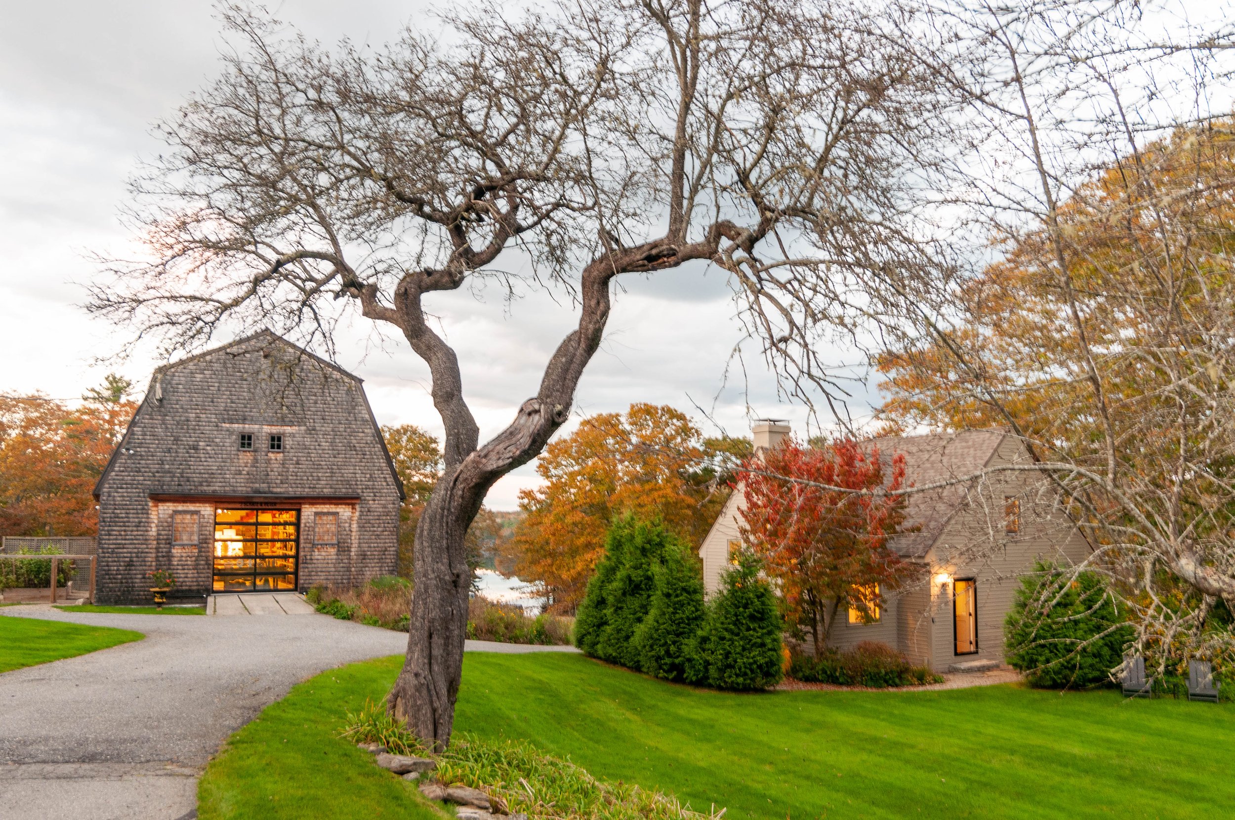 Powder Hill Farm consists of a spectacular 4 bedroom, 3 1/2 bath main house, a stunning 1 bedroom guest cottage, and a classic New England style 3 story barn. It is classic in design, elegant in its proportions, and easy to maintain with its modern