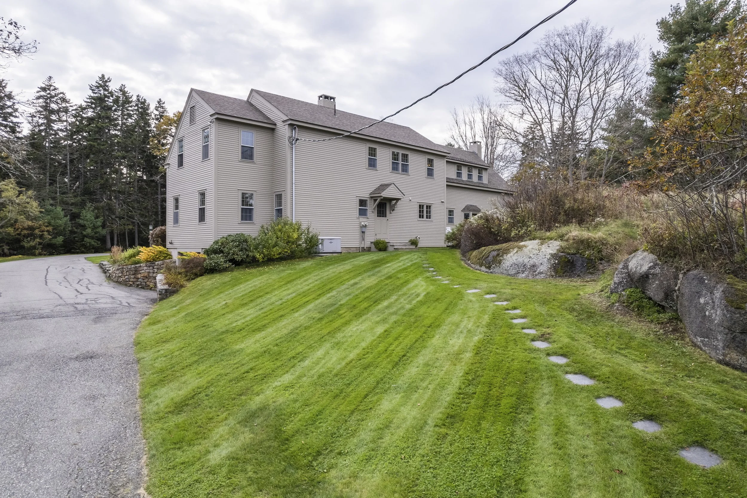378 Lakeside 36.jpg