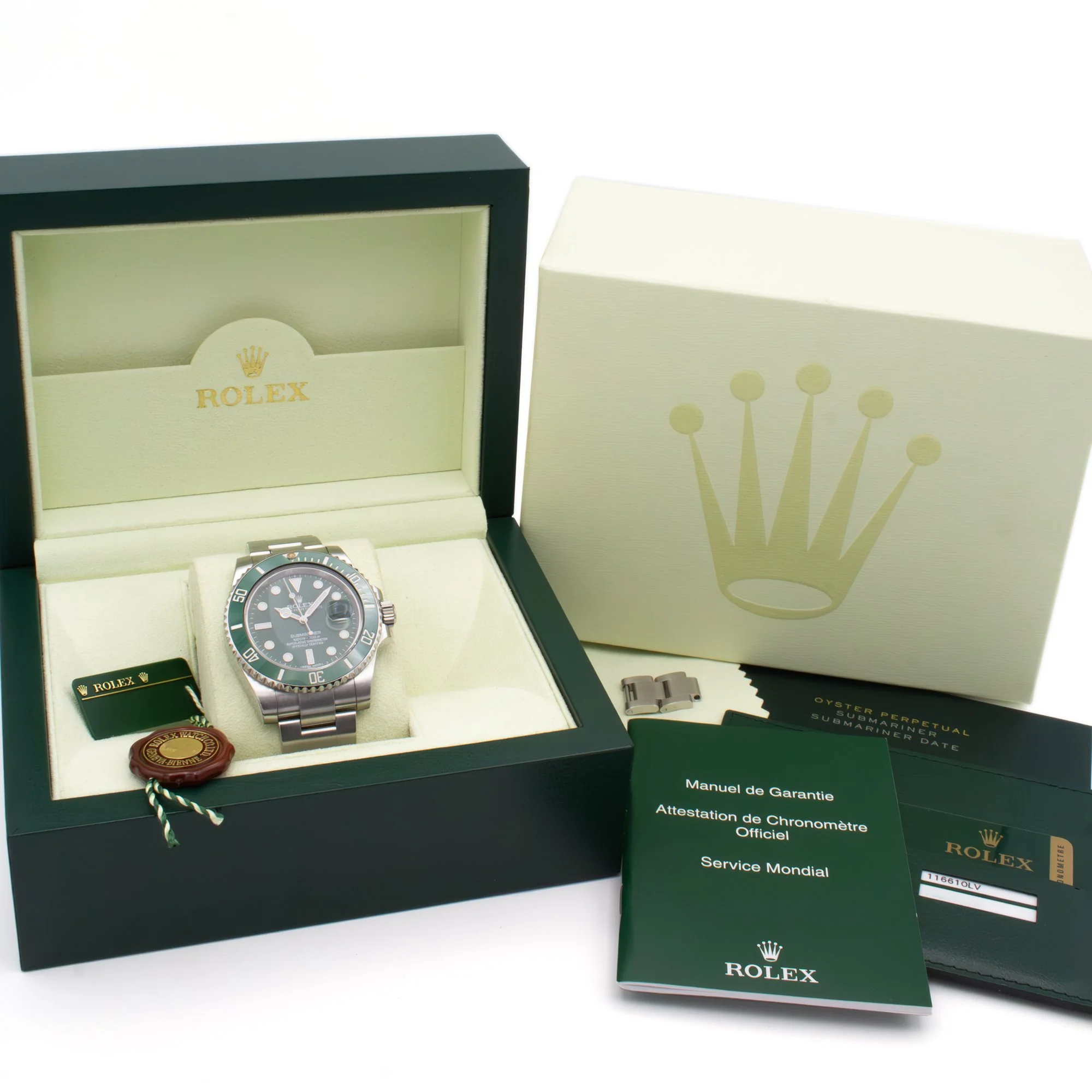 Rolex Submariner Date 116610LV Hulk.jpg
