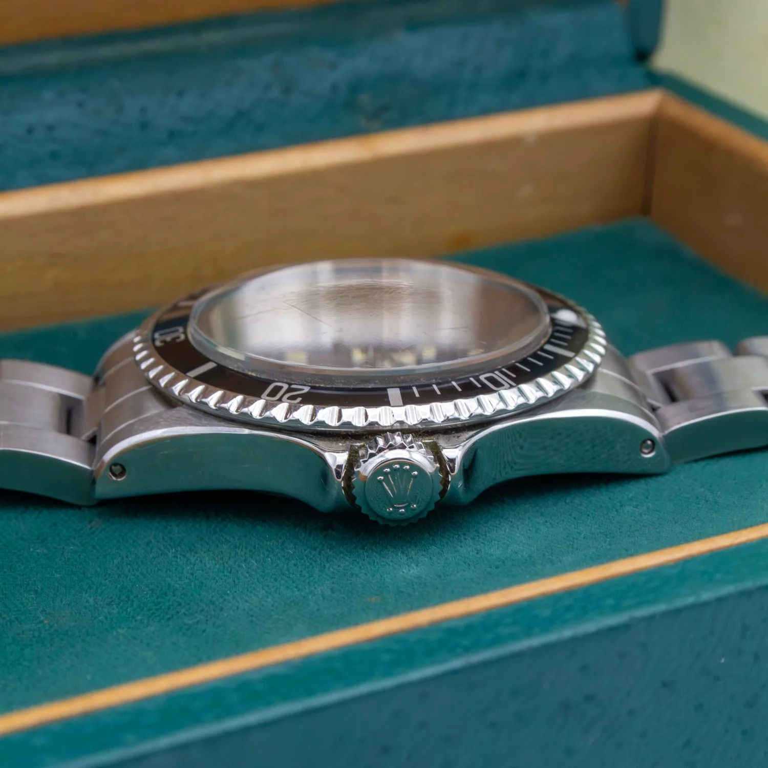 Rolex Submariner 5513 Jacksons Jewellers.jpg