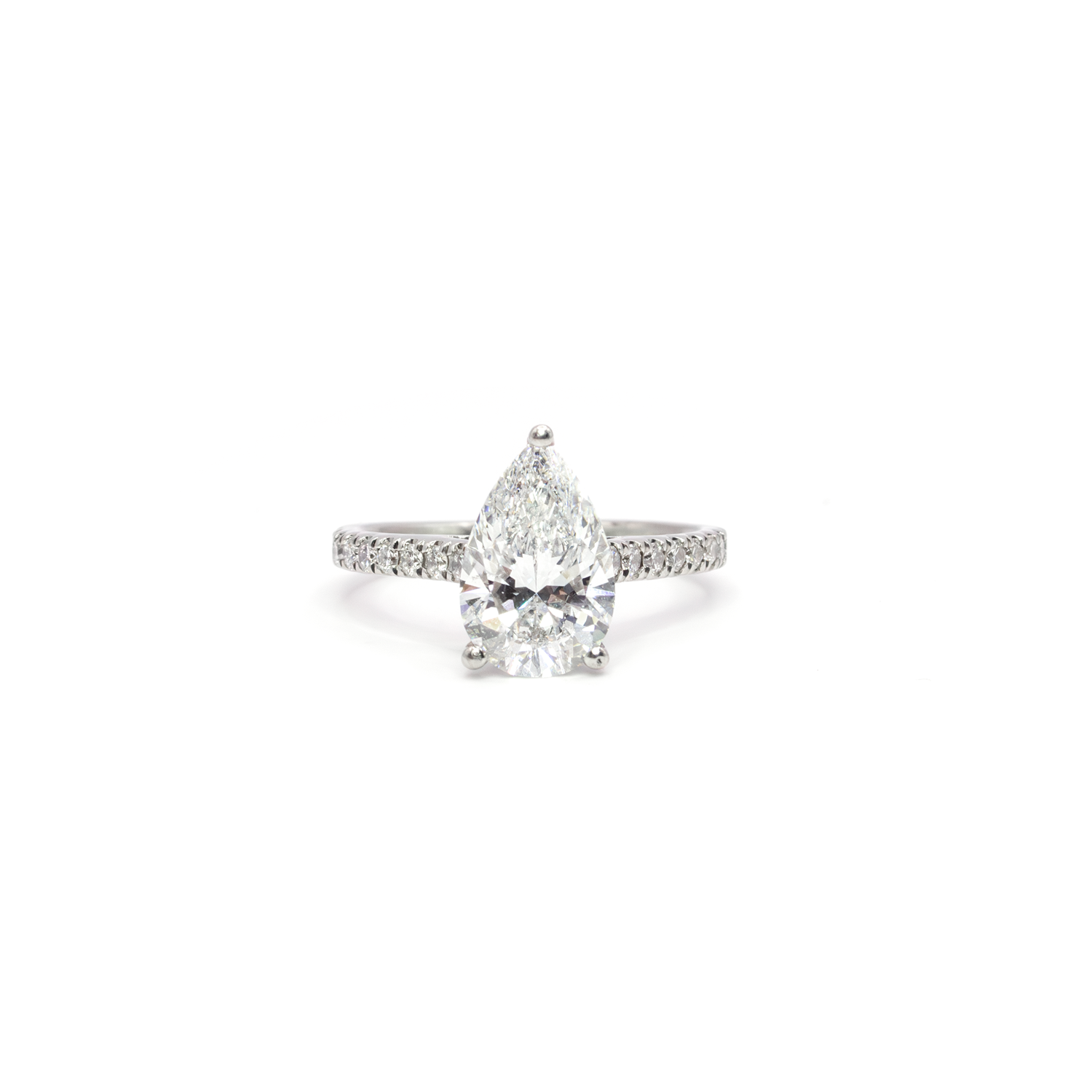 Lab-Grown-Pear-Cut-Engagement-Ring-Jacksons-Jewellers-3.png