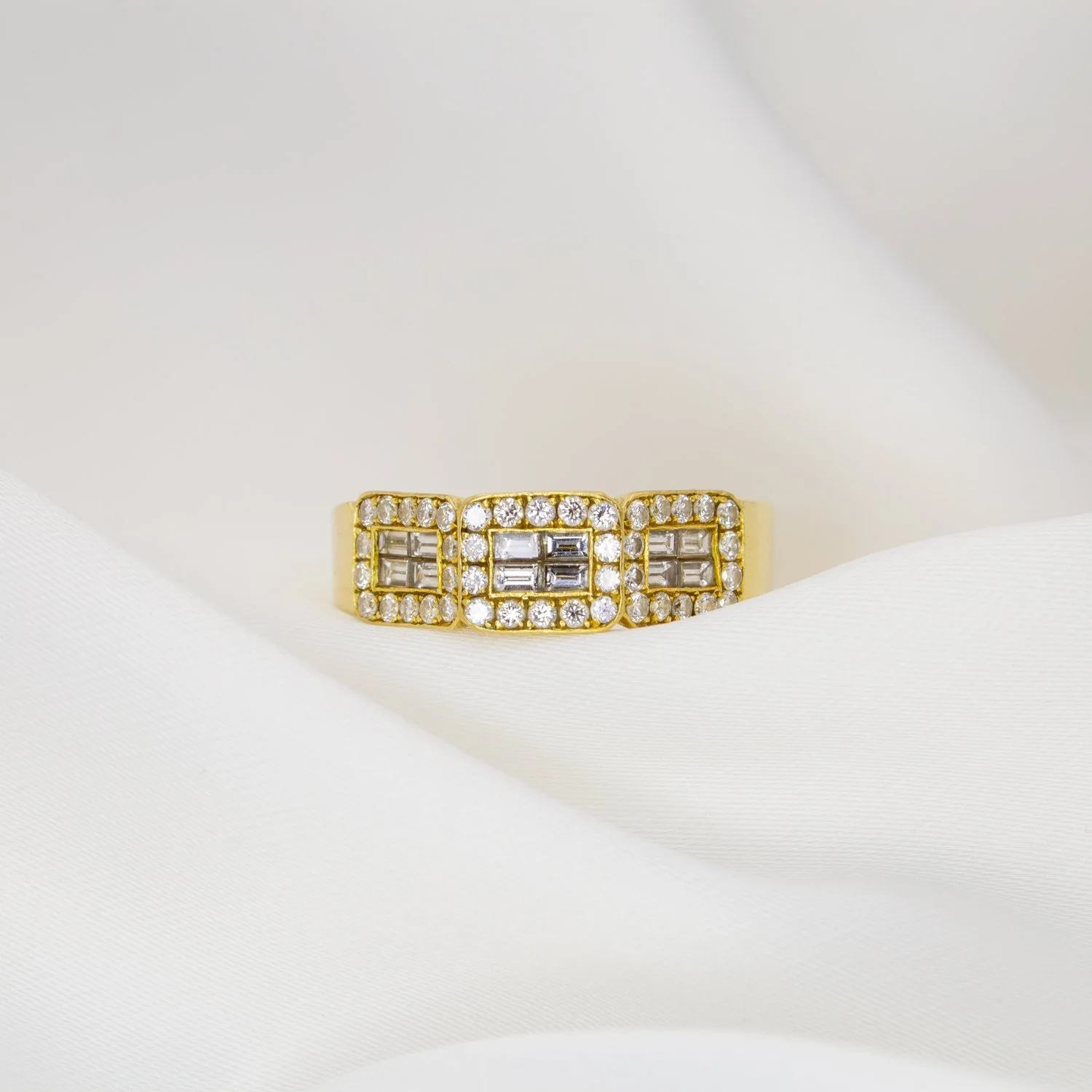 18K Diamond Gold Ring.jpg