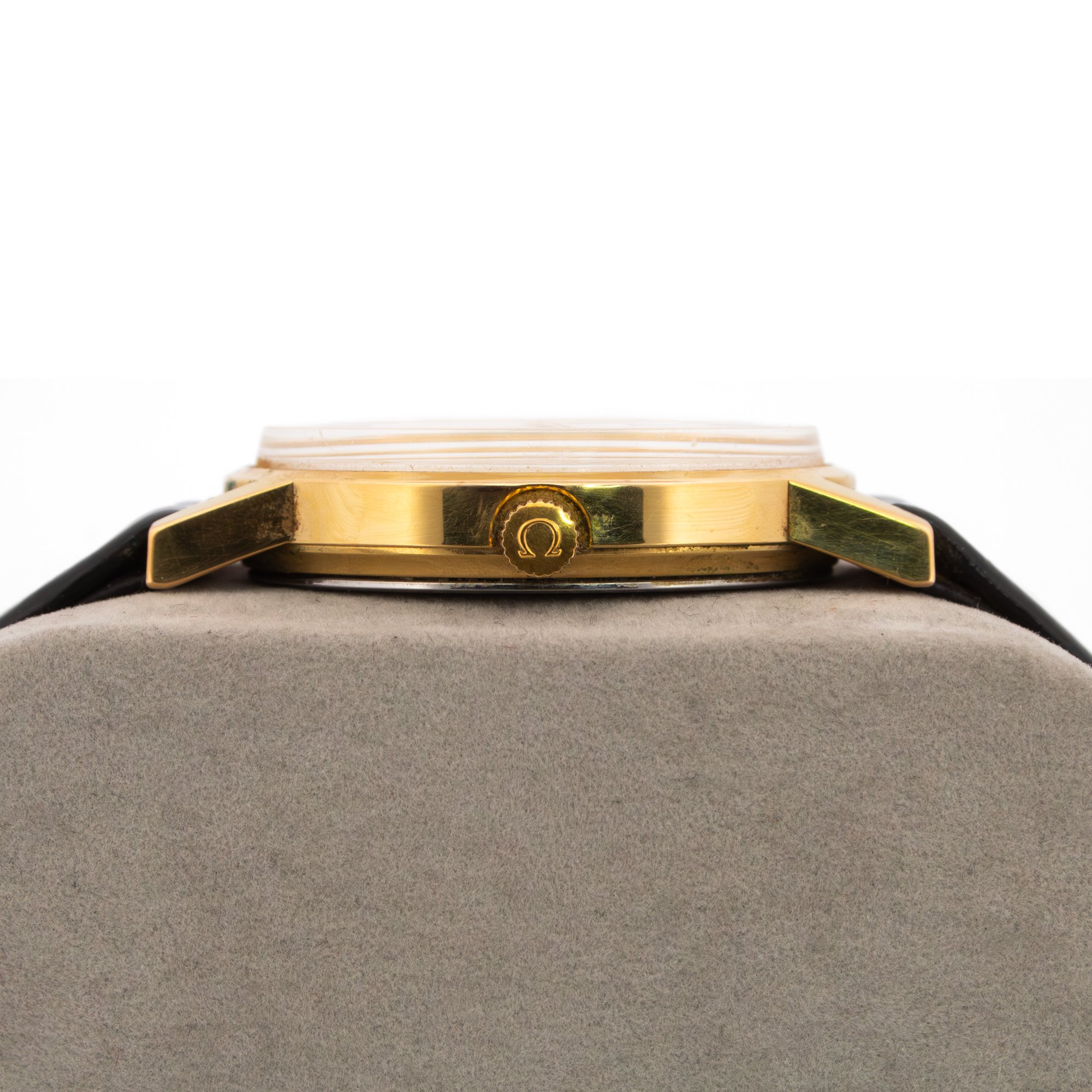 1979-Omega-1061-Jacksons-Jewellers-4.jpg