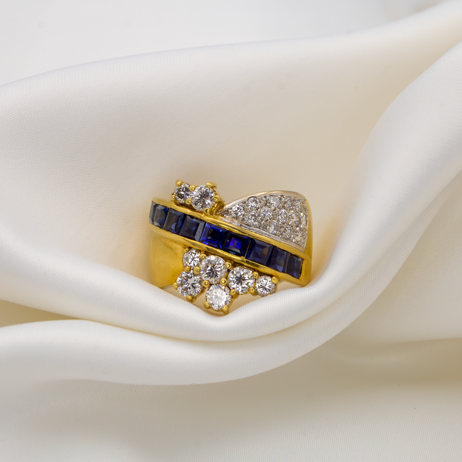 JacksonsJewellers_5September25-2.png