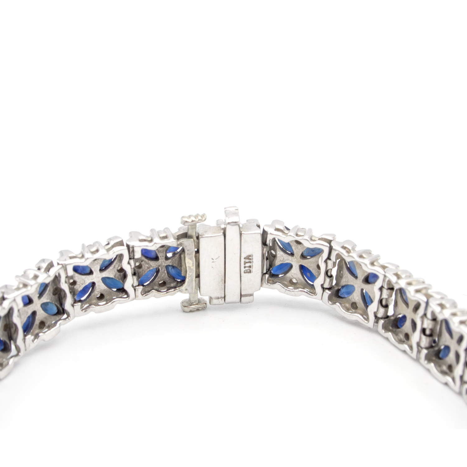 JacksonsJewellers_11September25-5.png