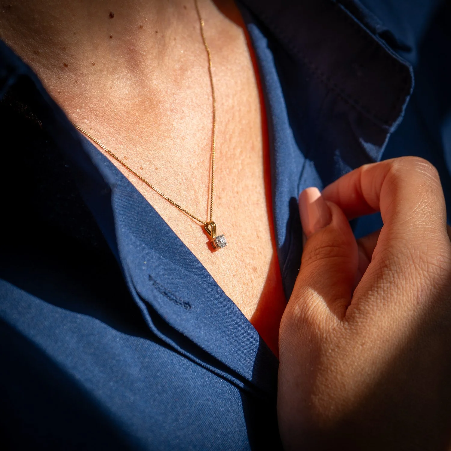 Gold-Diamond-Necklace-3.jpg