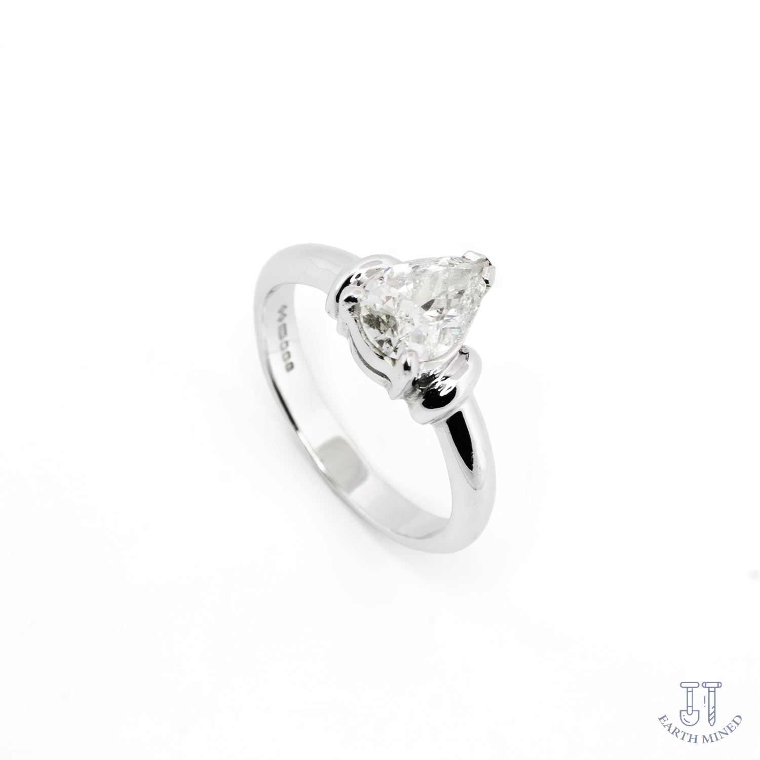 Pear-Cut-Diamond-Solitaire-Ring-18K-White-Gold.png