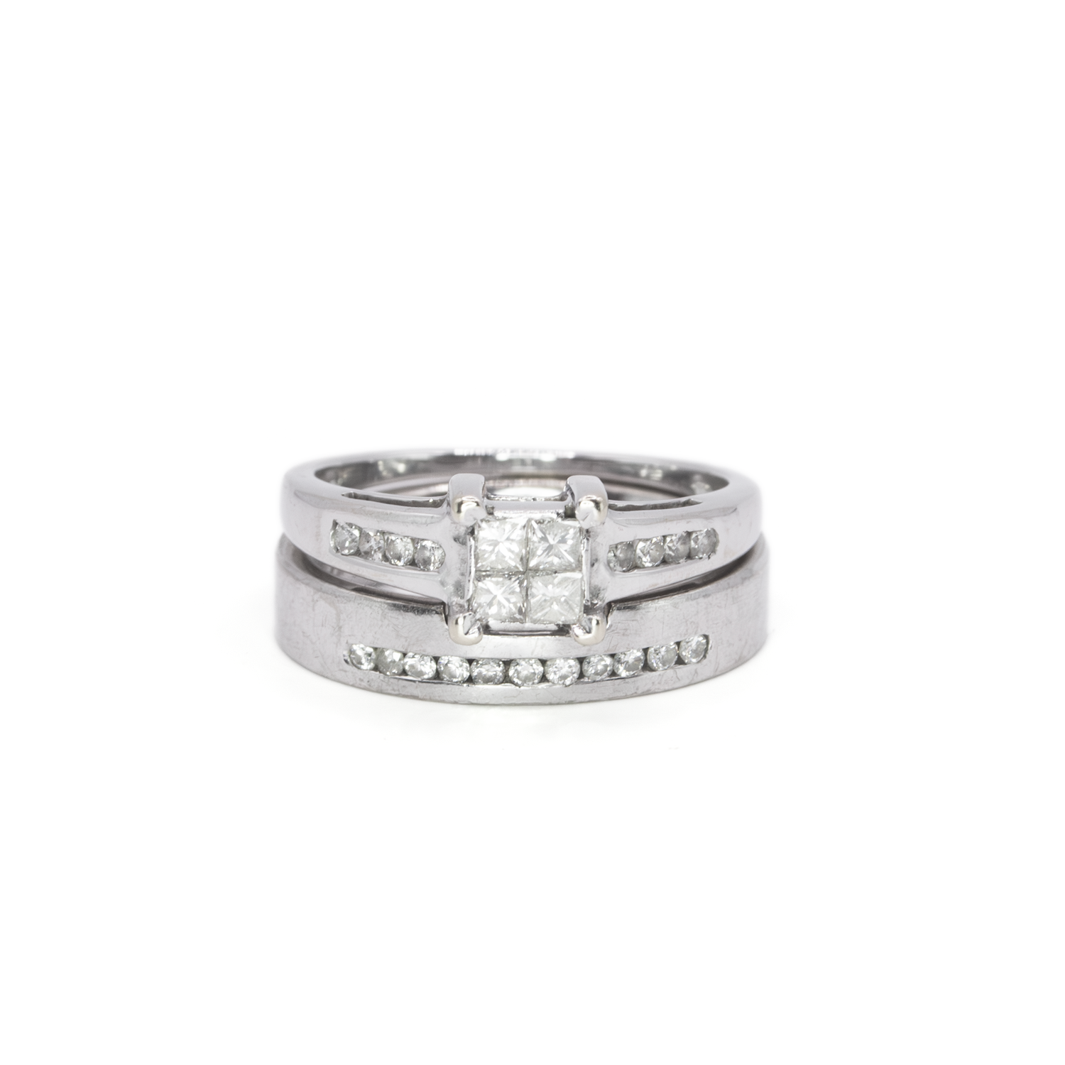 Diamond-Engagement-Ring-and-Wedding-Band.png