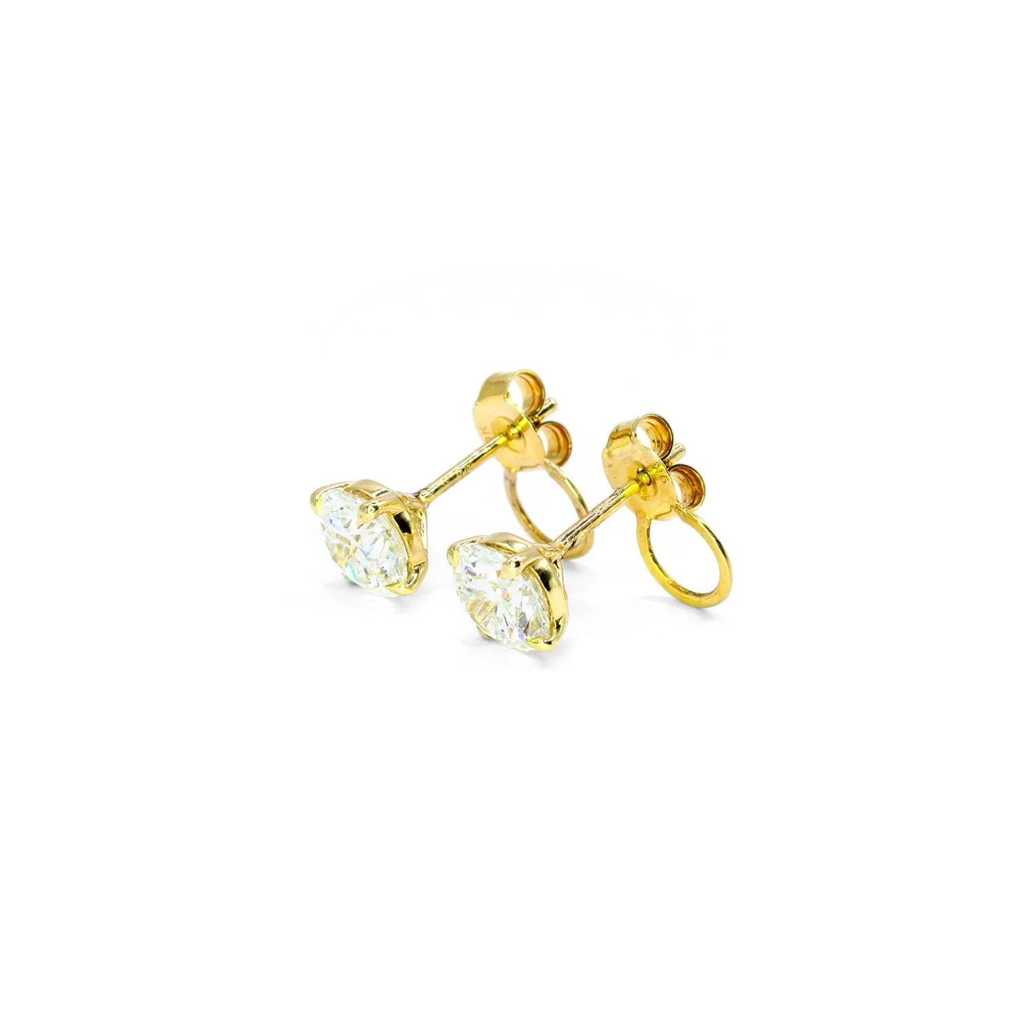 Lab-Grown-Stud-Diamond-Earrings_Jacksons_Jewellers.jpg