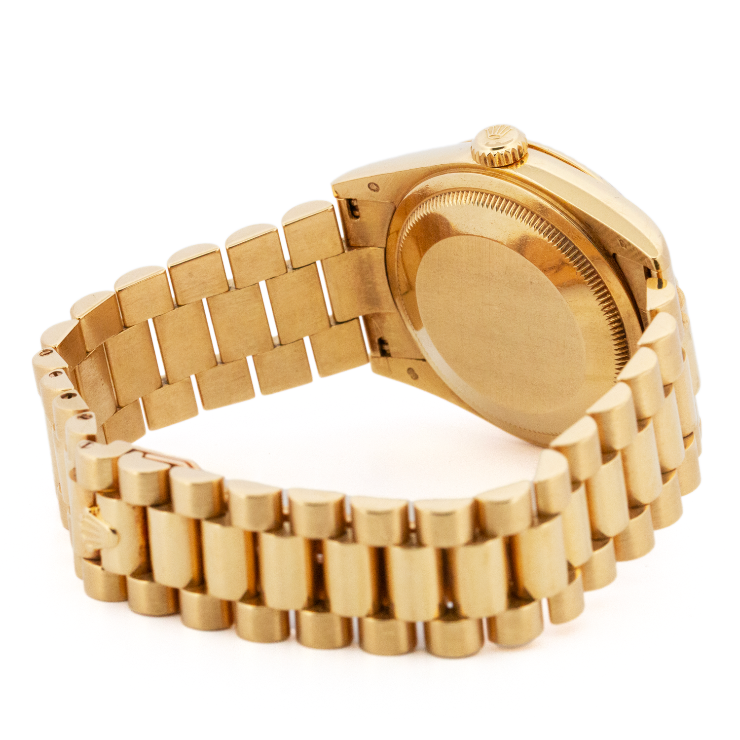 JacksonsJewellers_4September25-9.png