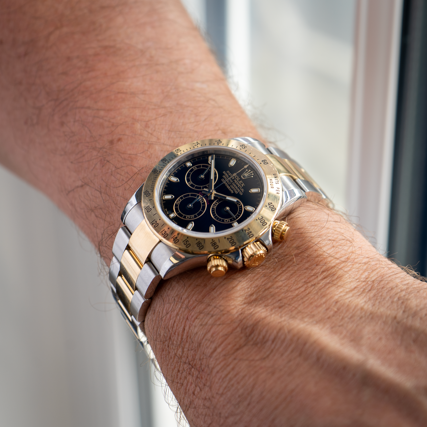 Rolex-Daytona-16523-Black-Jacksons-Jewellers-5.png