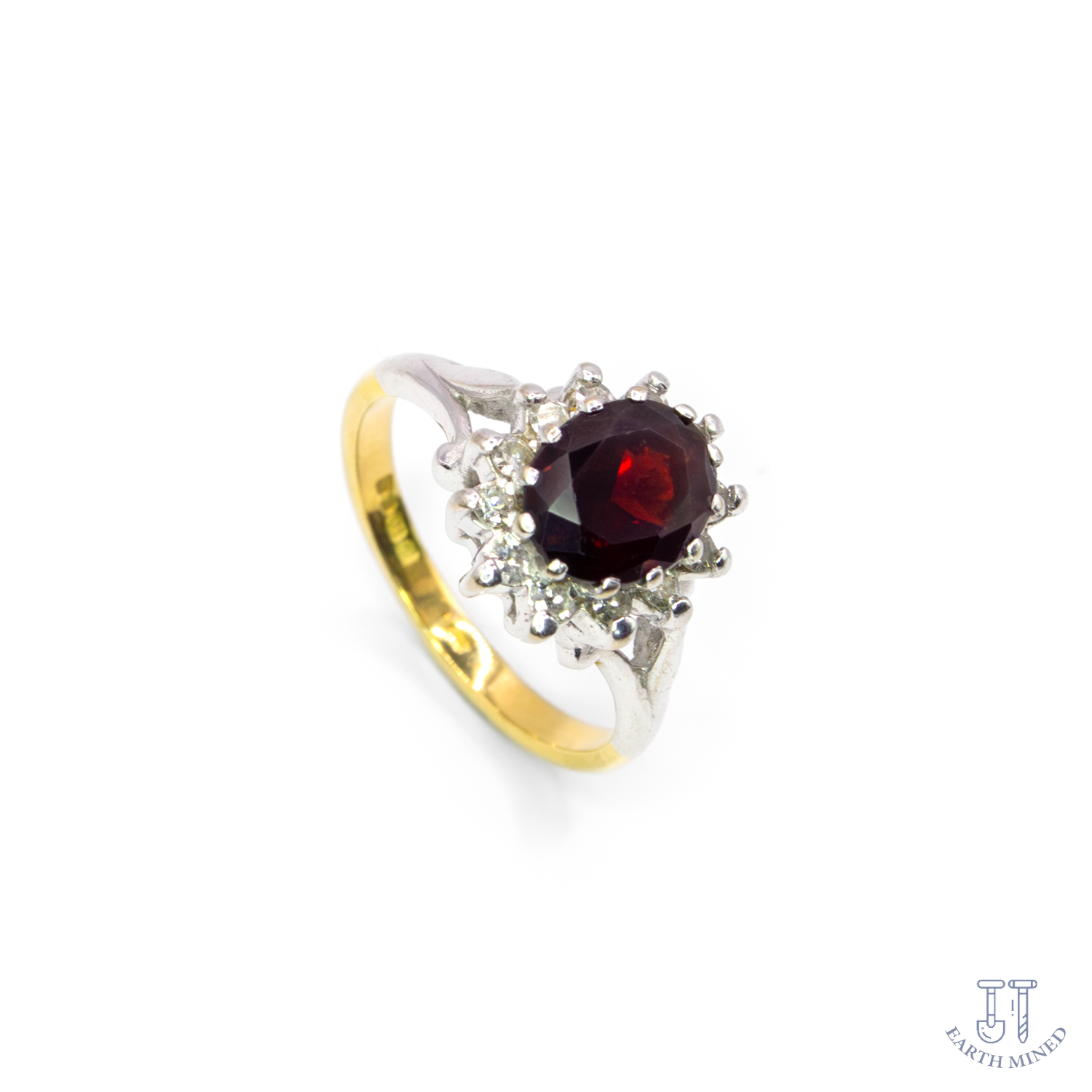 JacksonsJewellers-Diamond-Garnet-Gold-Ring-5.png
