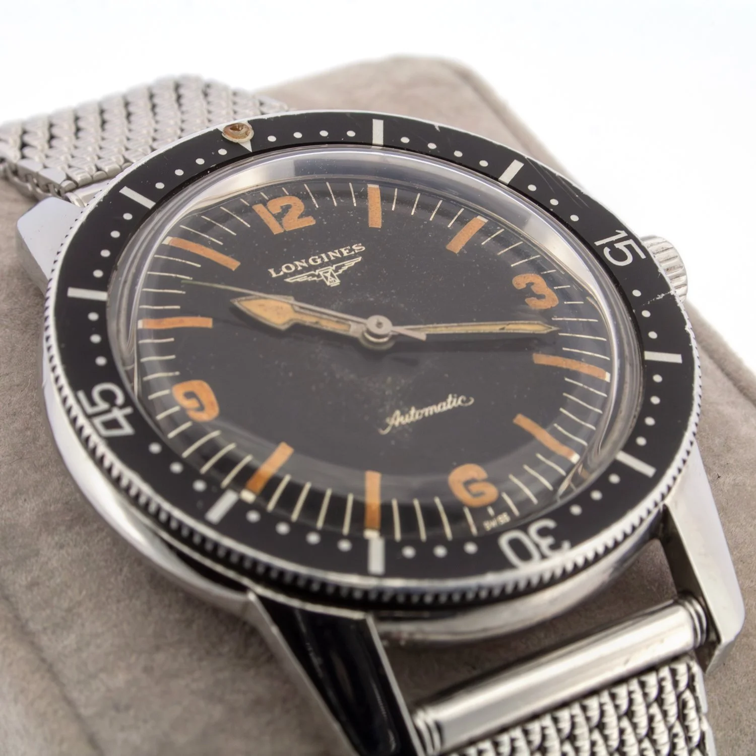 Vintage-Longines-6921-Nautilus-Jacksons-Jewellers-4.jpg