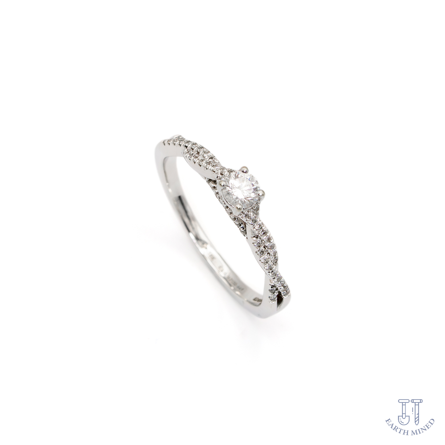 White-Gold-Twisted-Diamond-Engagement-Ring.png