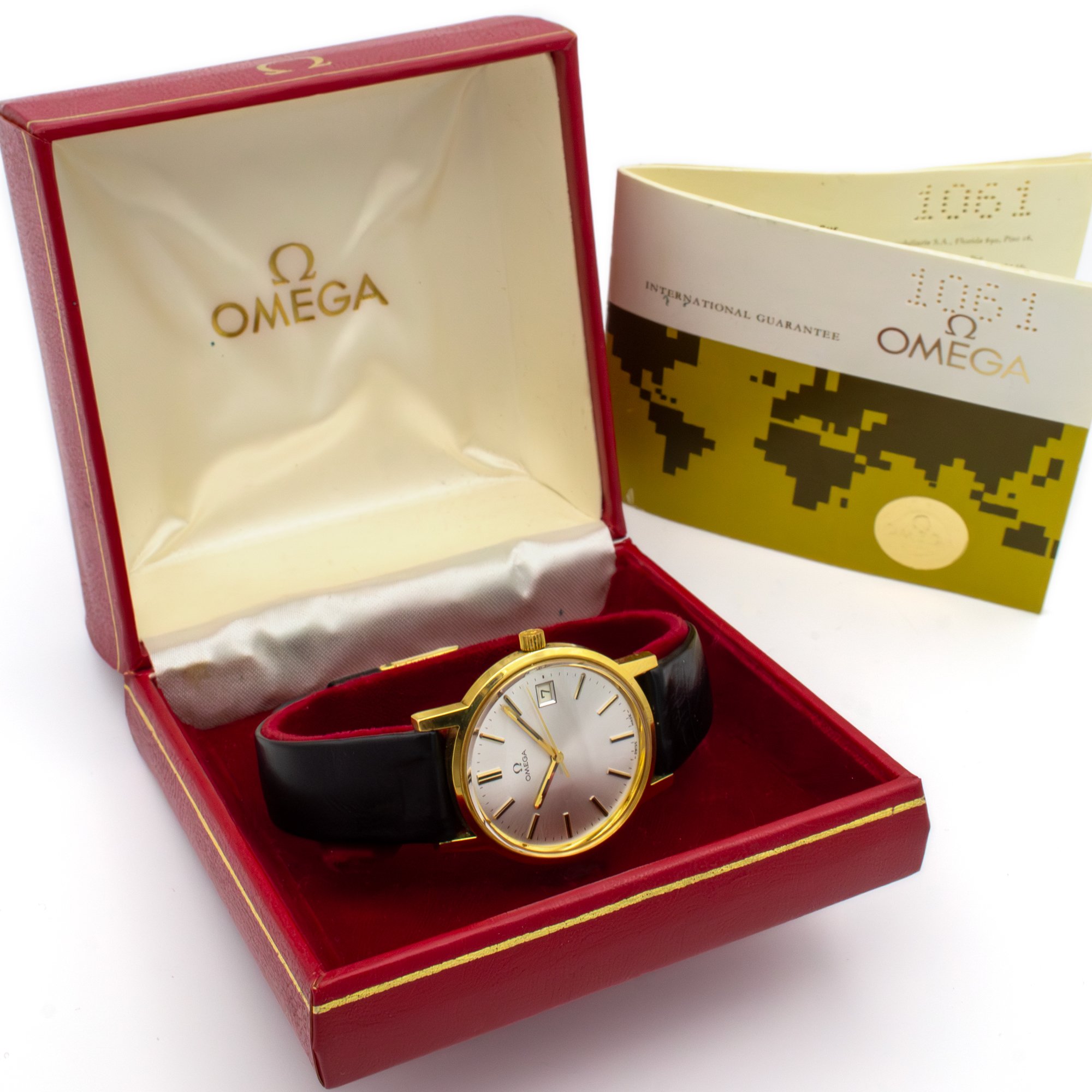 1979-Omega-1061-Jacksons-Jewellers.jpg