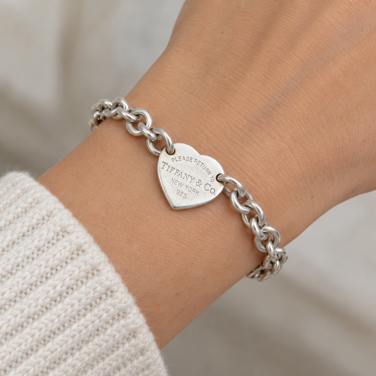 Tiffany and Co Bracelet.png