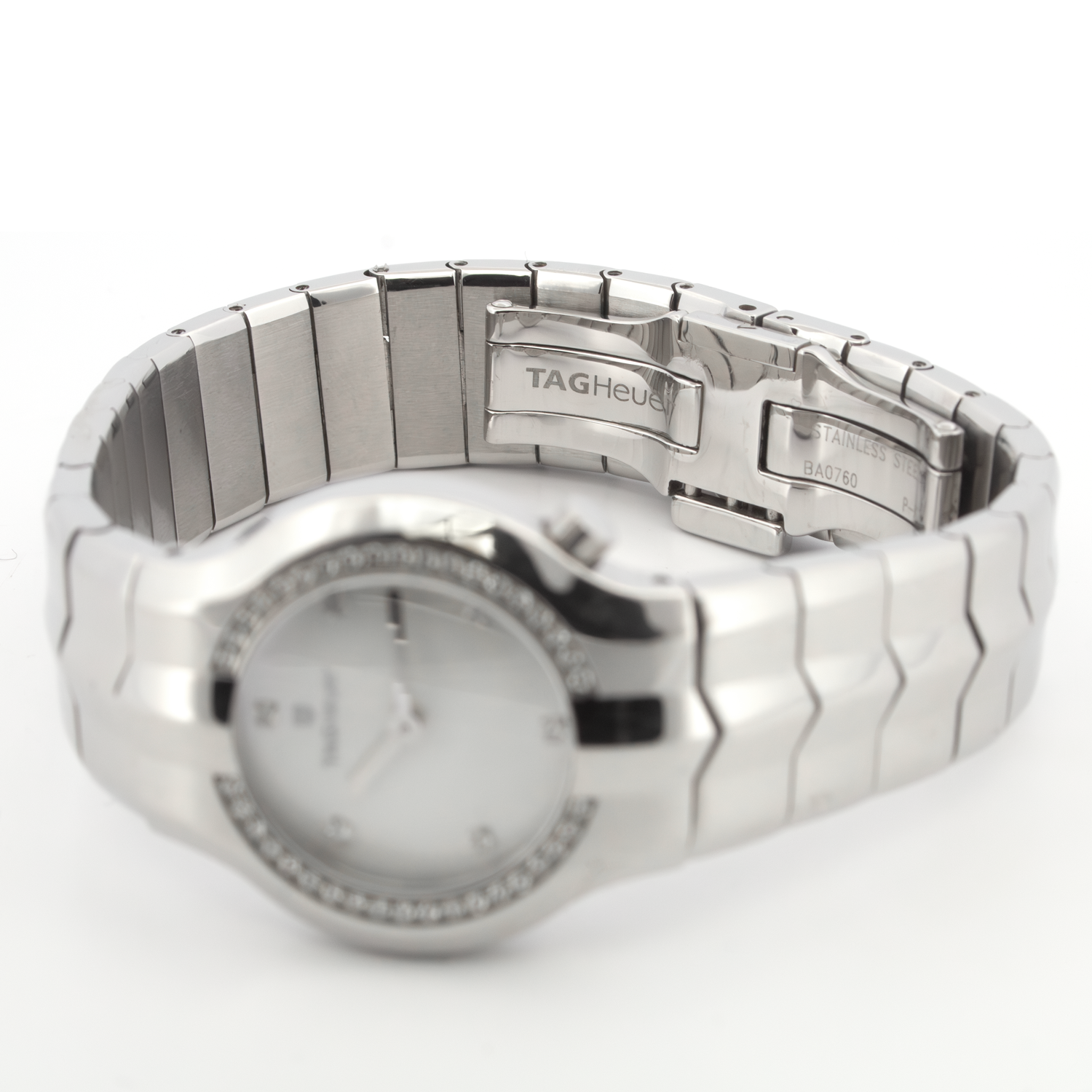 Ladies-TAG-Mother-of-Pearl-WAA1416-2.png