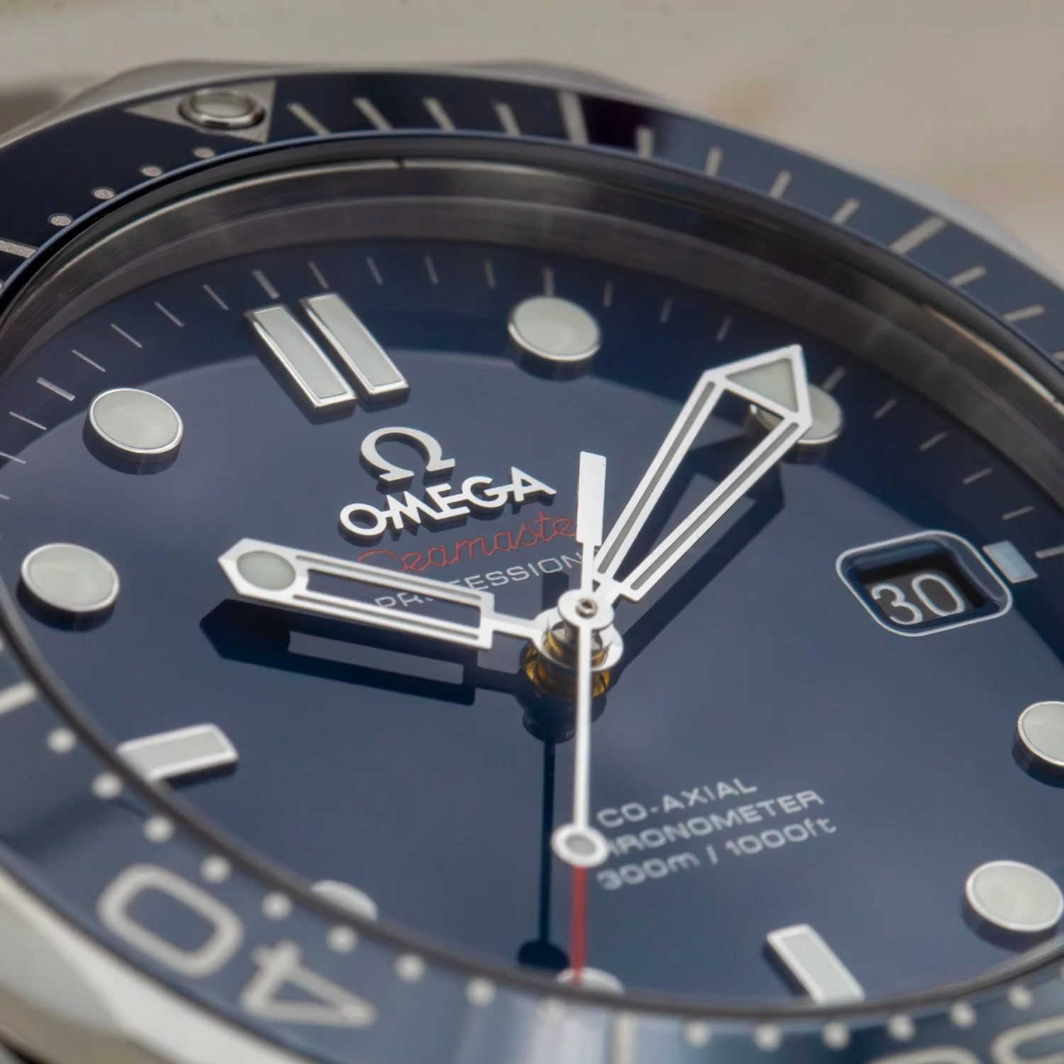 Omega-Seamaster-21230412003001-Jacksons-Jewellers-2.jpg