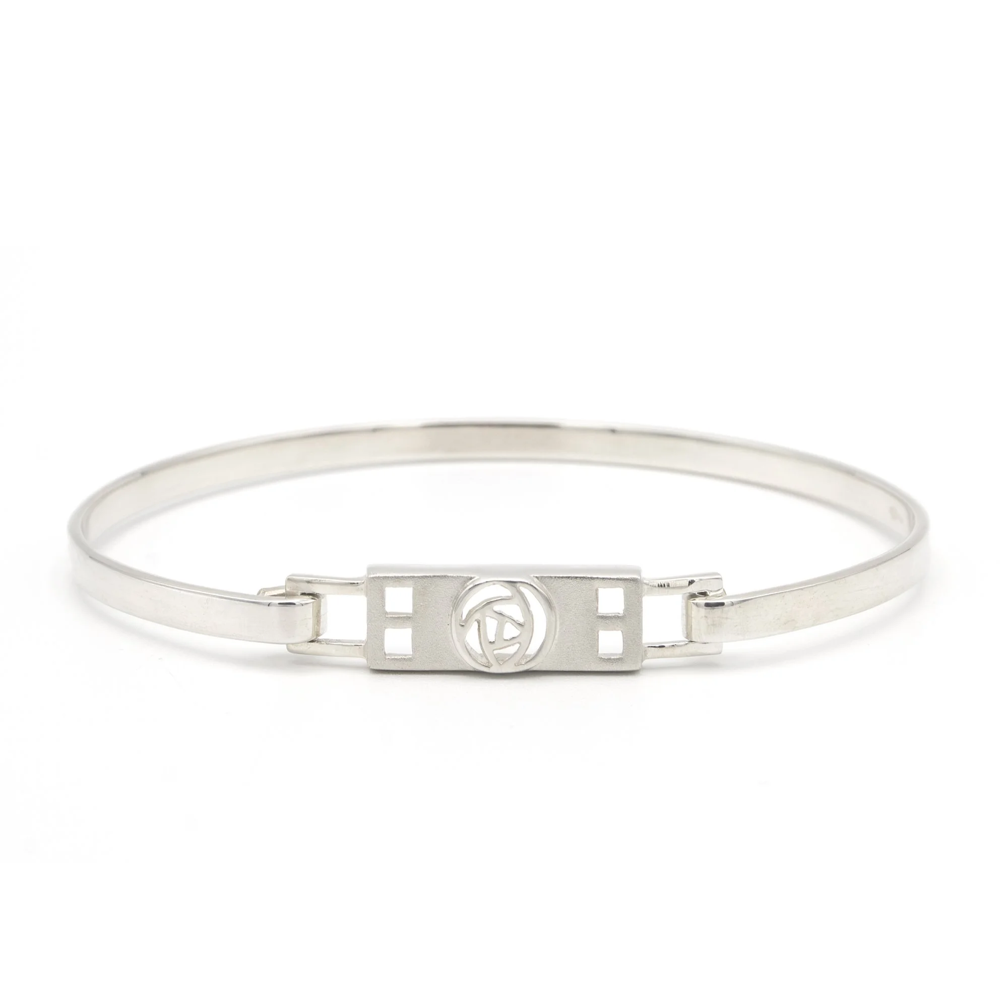 Kit Heath Sterling Silver Rose Panel Hook Bangle 925.jpg