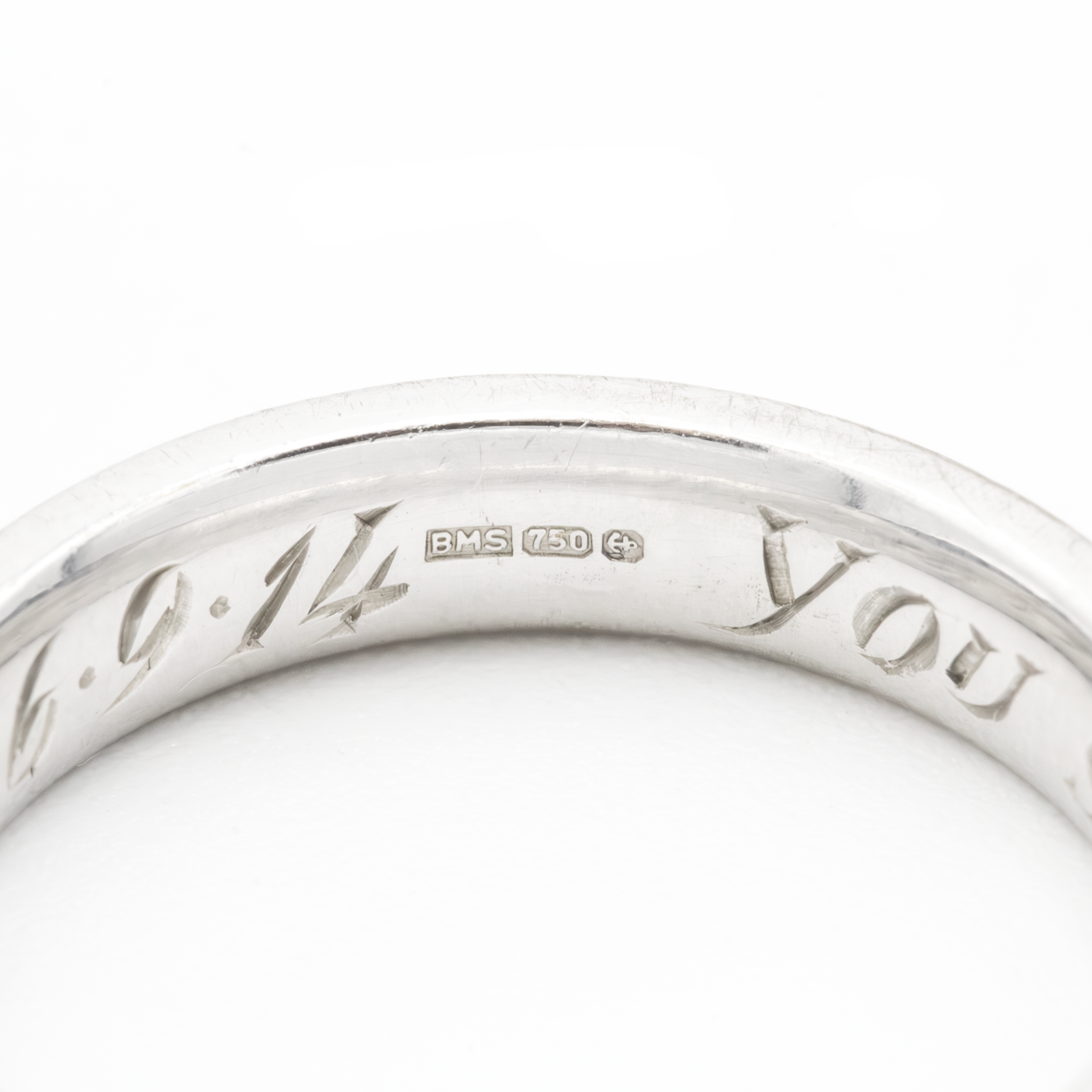 Diamond-Engagement-Ring-and-Wedding-Band-3.png