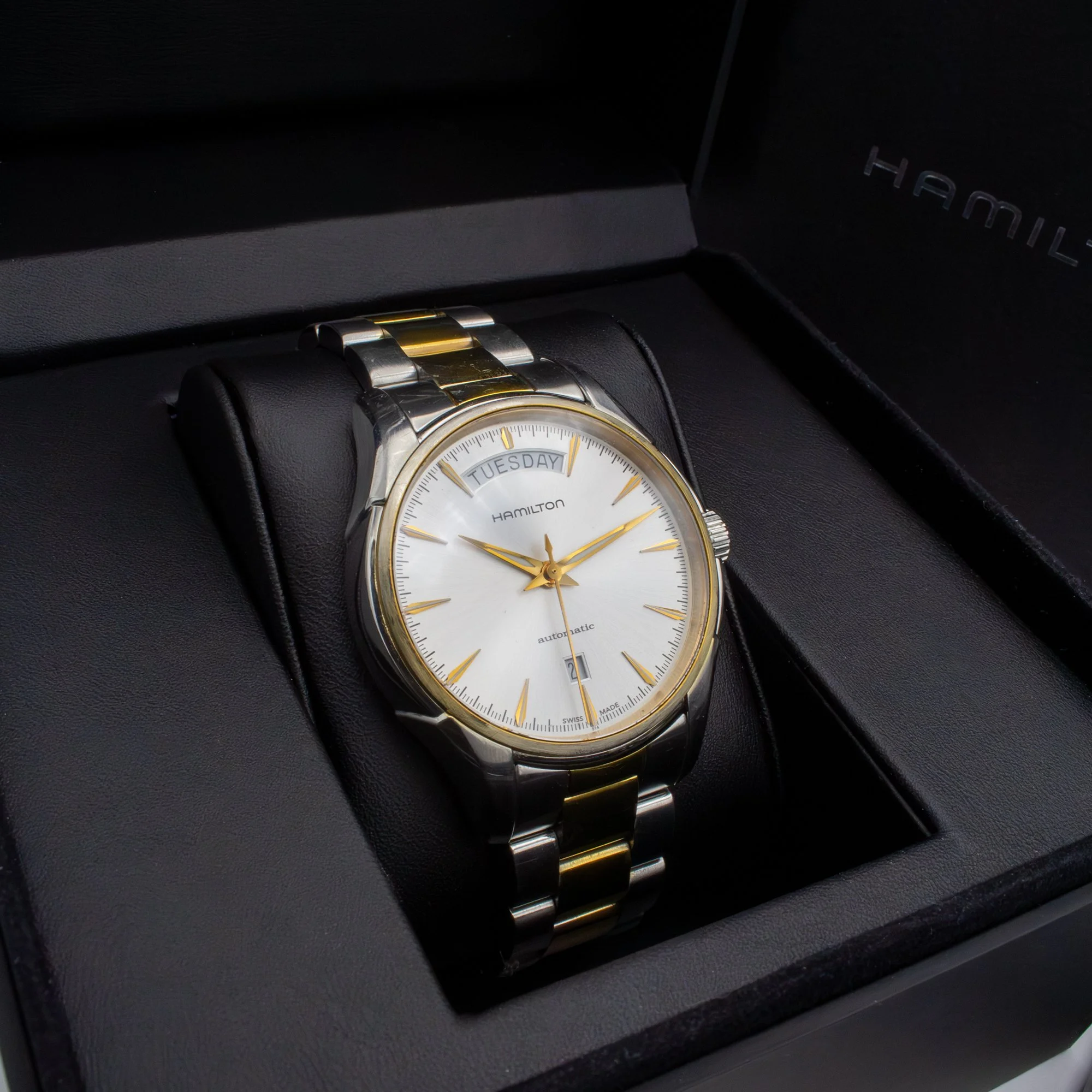 Hamilton Jazzmaster Day Date H325950.jpg