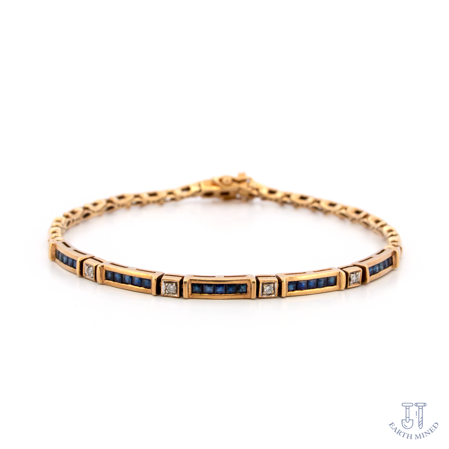 JacksonsJewellers_11September25-3.png