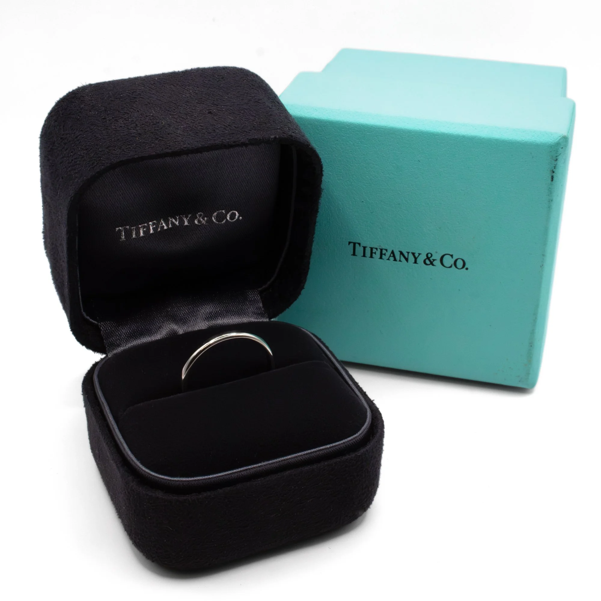 Tiffany & Co. 2mm Platinum Classic Wedding Band.jpg