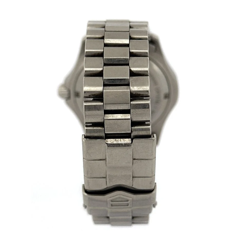 TAG-Heuer-2000-Jacksons-Jewellers-6.jpg