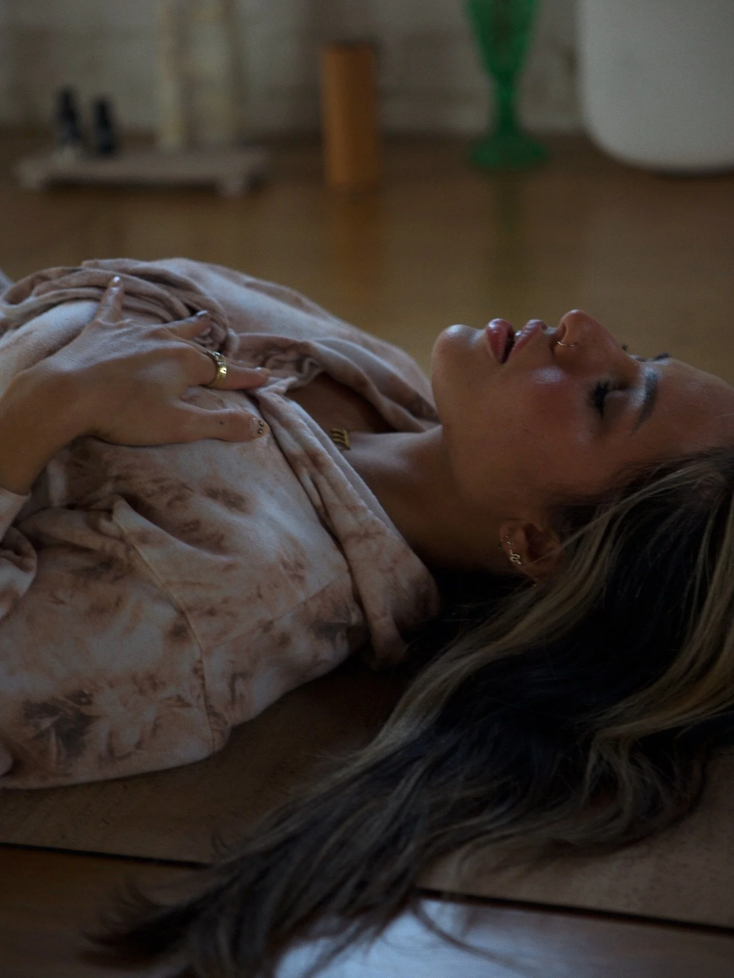 TONIGHT 6PM-7:15PM AT MYND CONSERVATORY 💫

Experience breathwork as a doorway into expanded states of awareness and consciousness. Join @flowingwithari and @melaniegraceg at ⭐️ Cosmic Breath, Reiki, and Sound ⭐️ for an invigorating somatic breath-wo