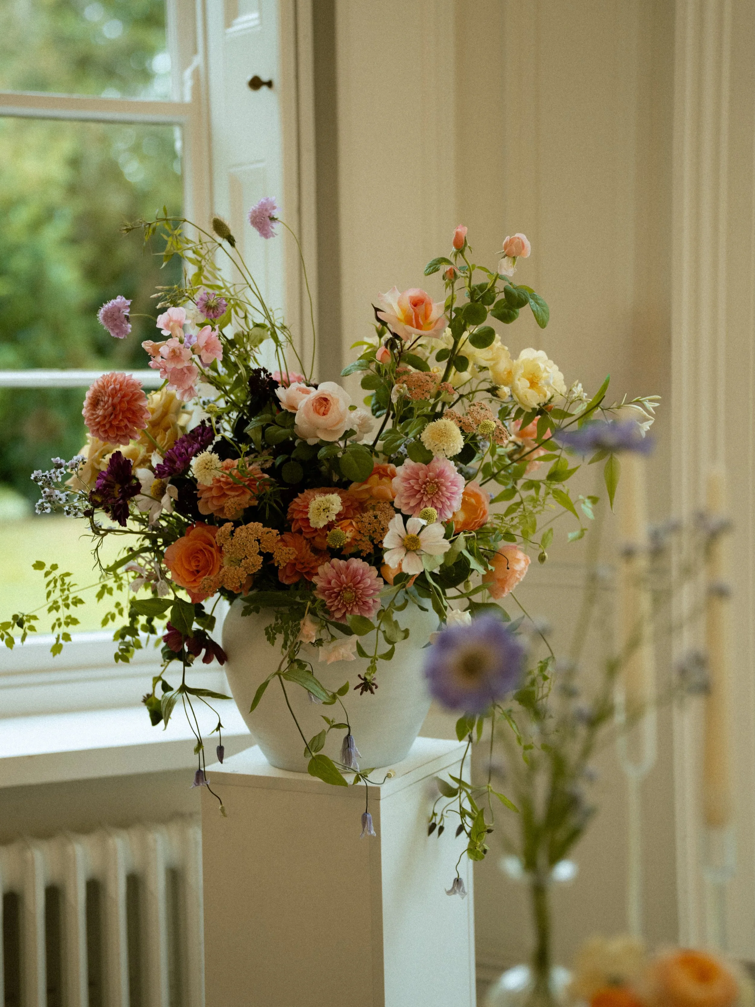 The Old Vicarage 

For Sarah and Bjorn back in July. This beautiful pared back building with the loveliest soul is a very special place to dress. A seasonal warm pastel palette, chosen by Sarah, felt very much at home here.

A huge thanks to @natalii