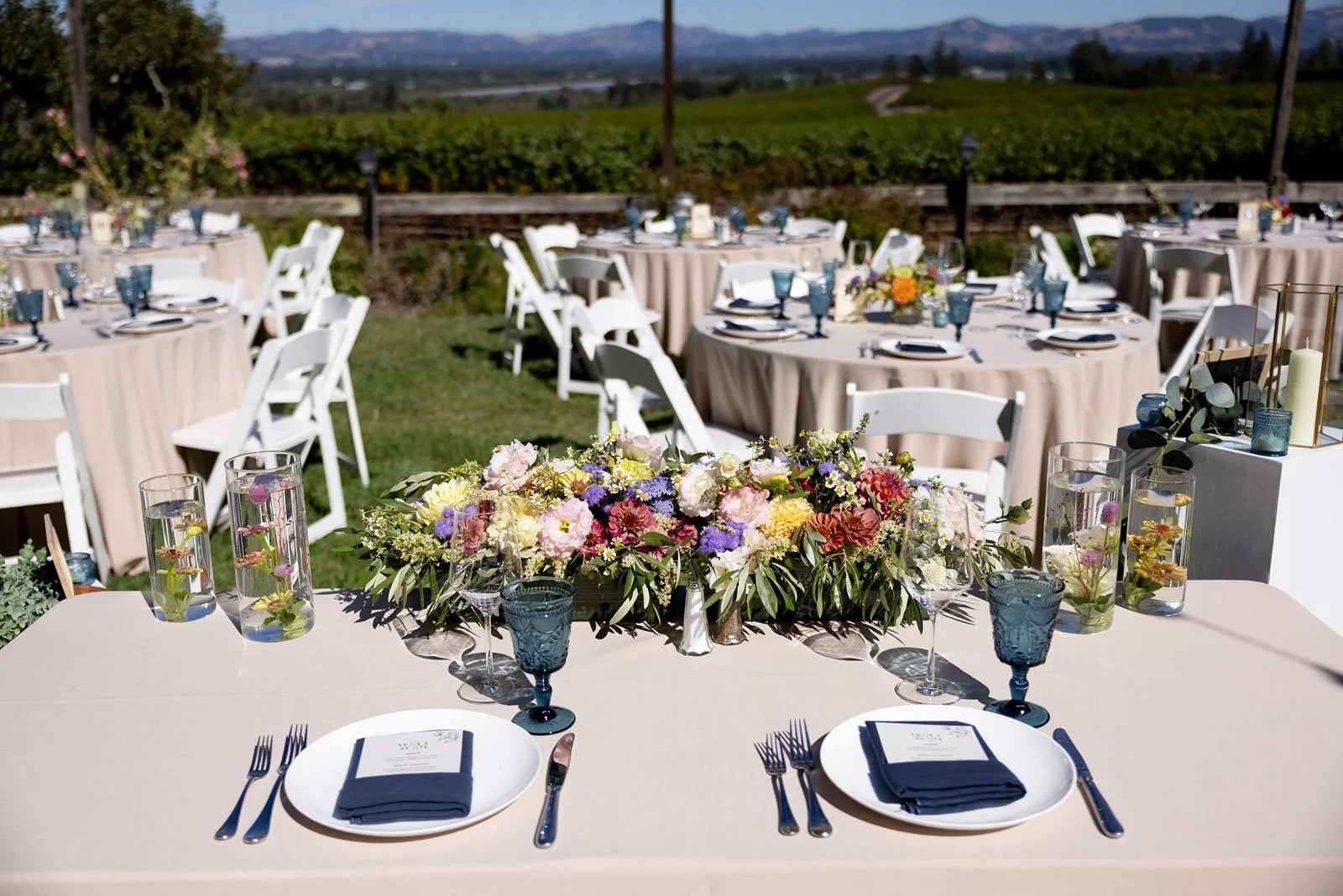 Vine Hill House sweetheart table